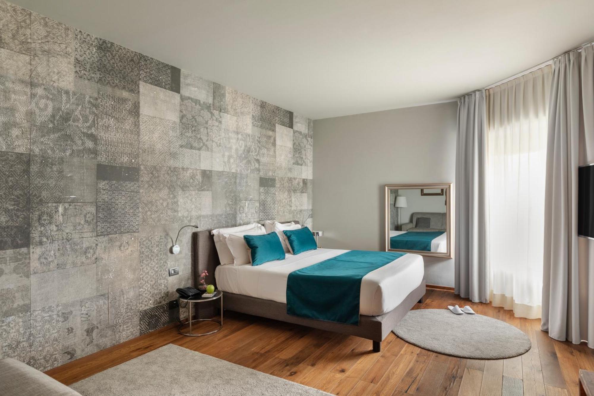 Junior Suite,1758280183:JPEG