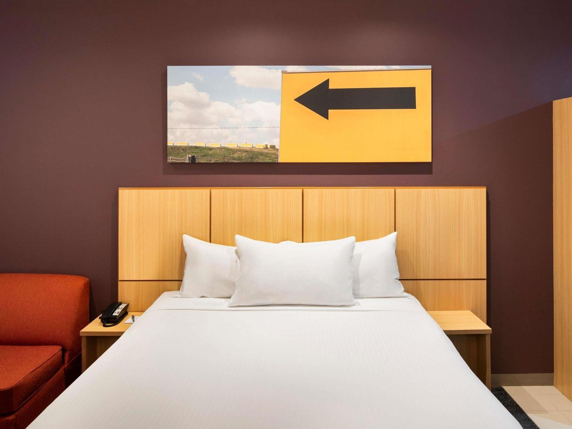 Superior King Room
