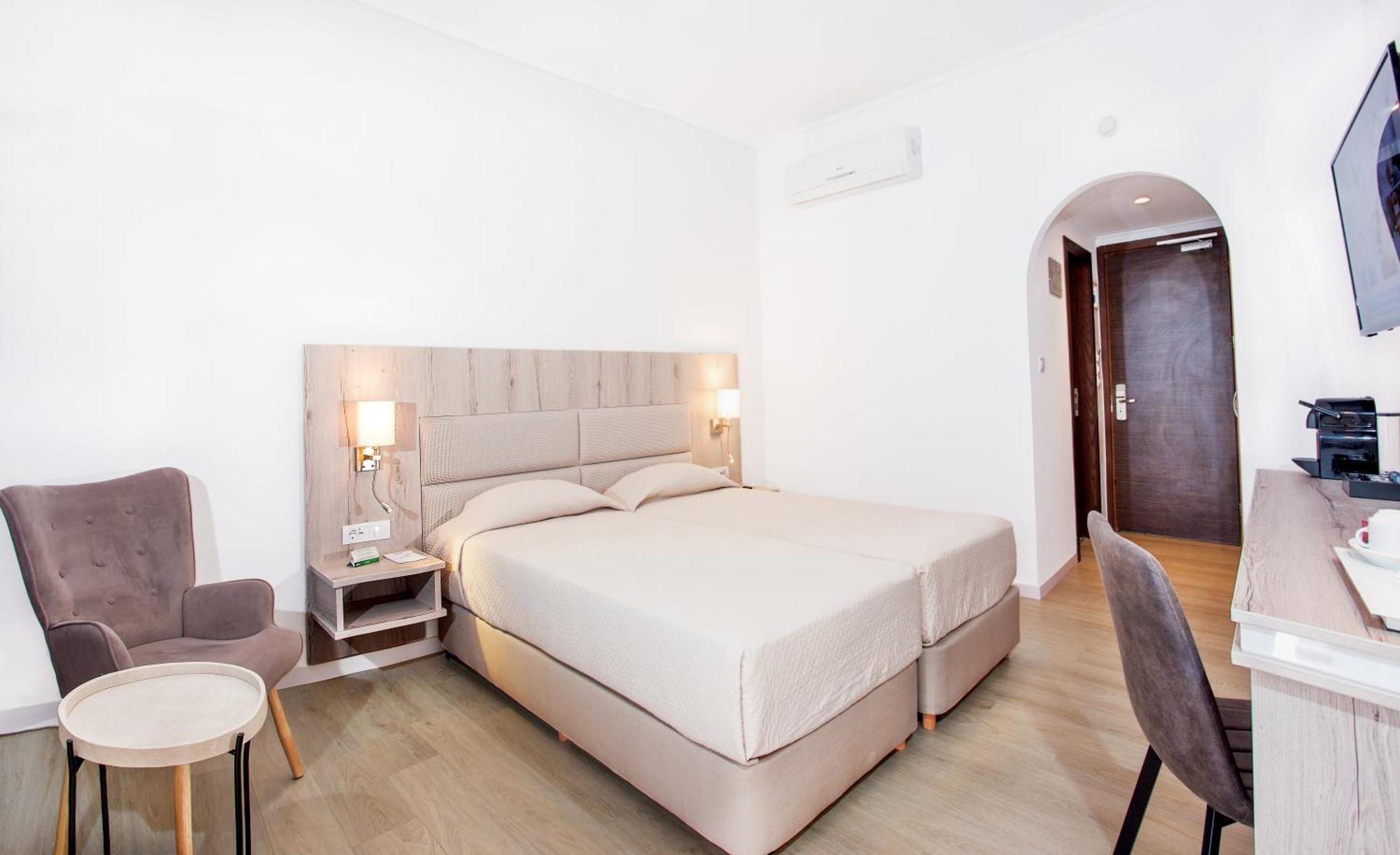 Superior Twin Room Panorama