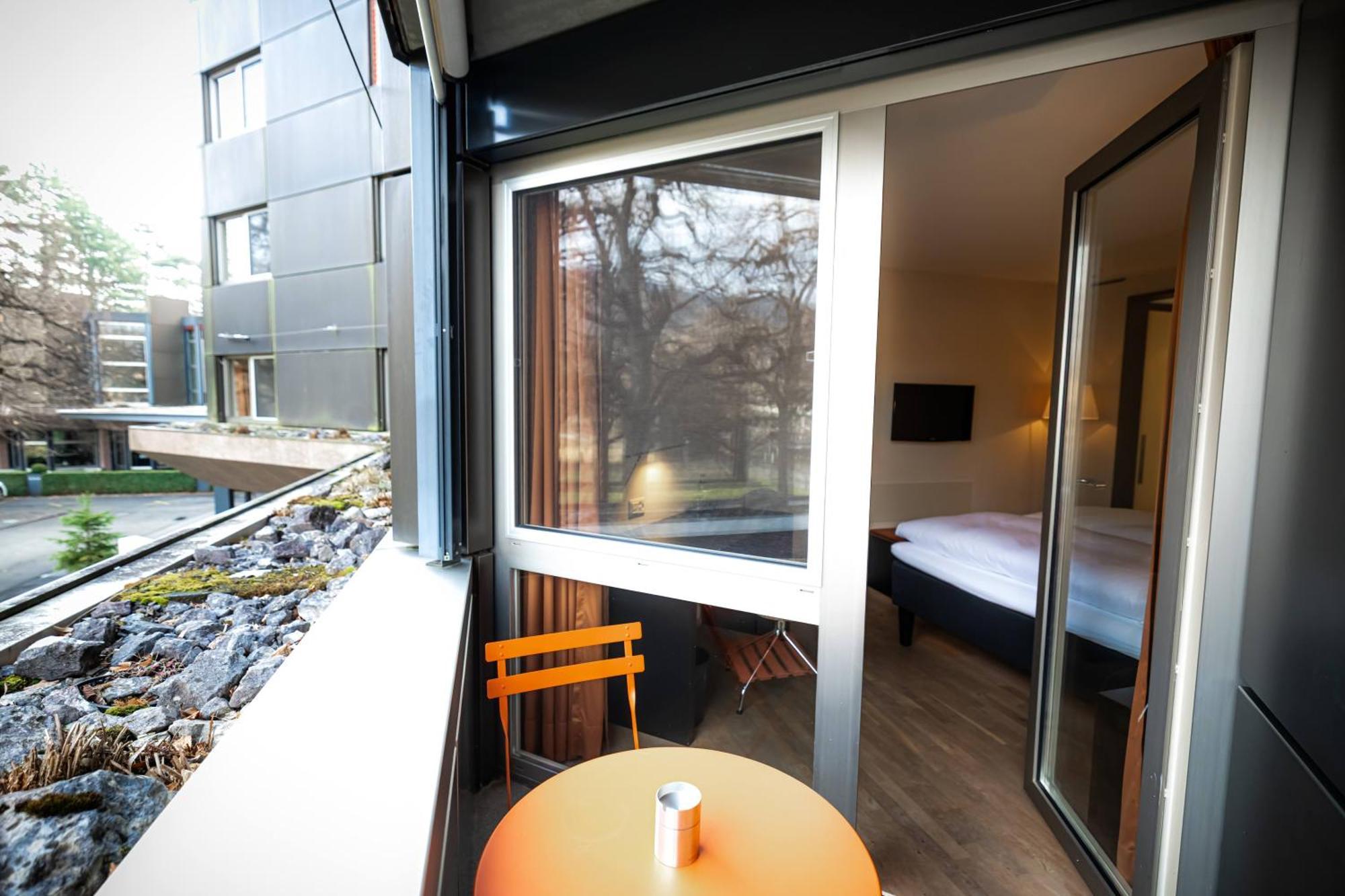 Double Room,1758315789:JPEG