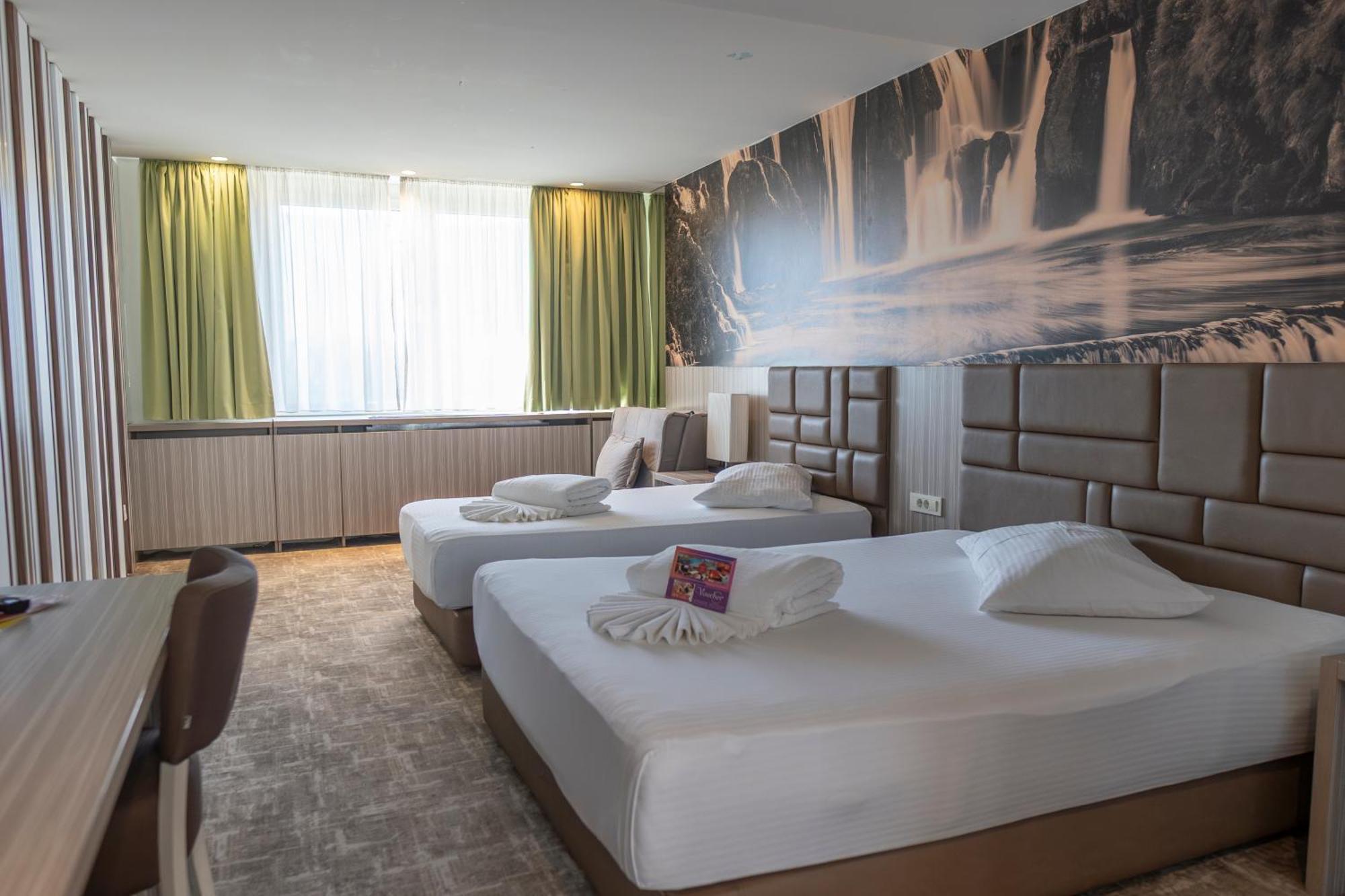 Triple Superior Room