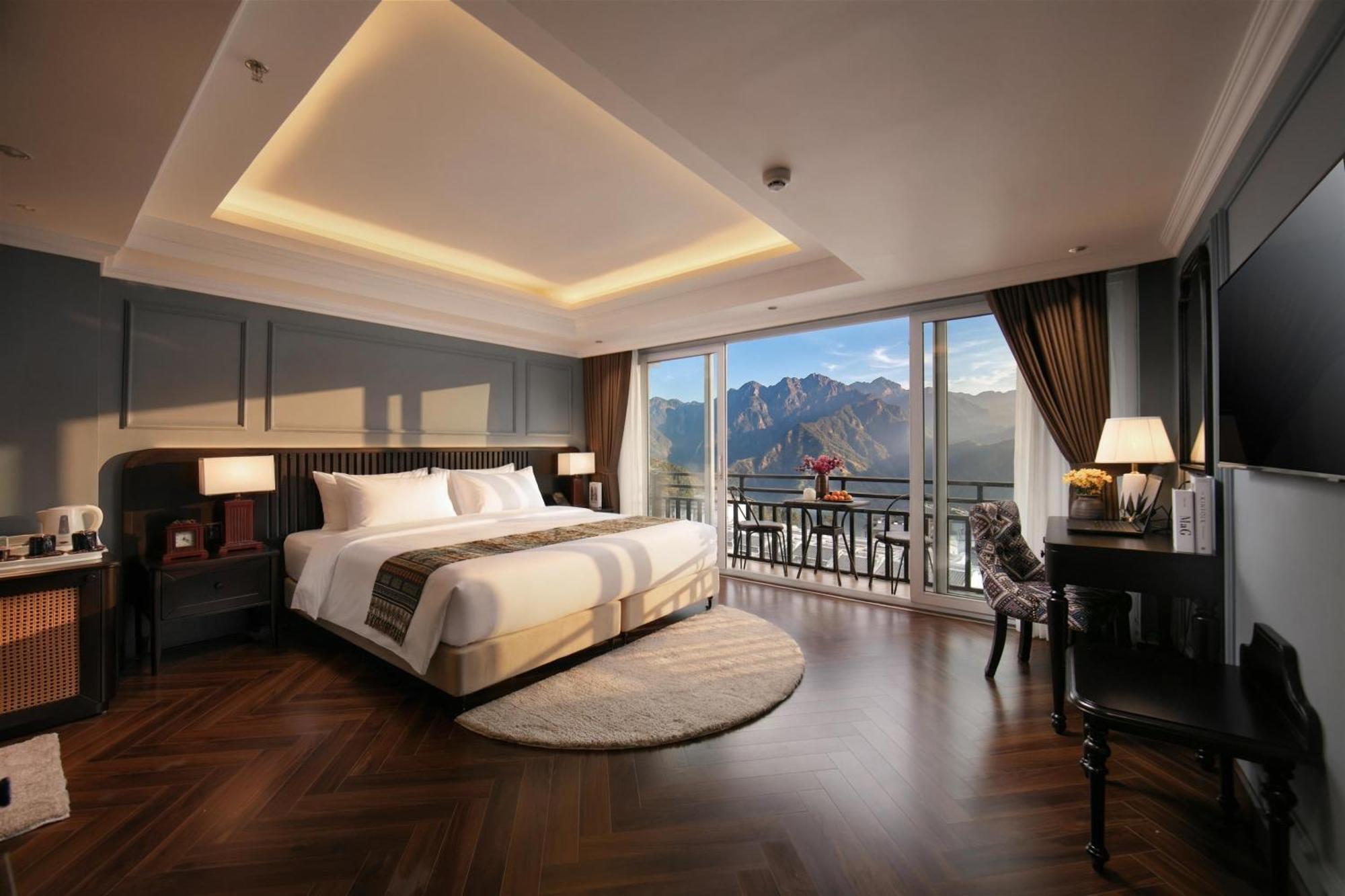 Executive Room with Mountain View