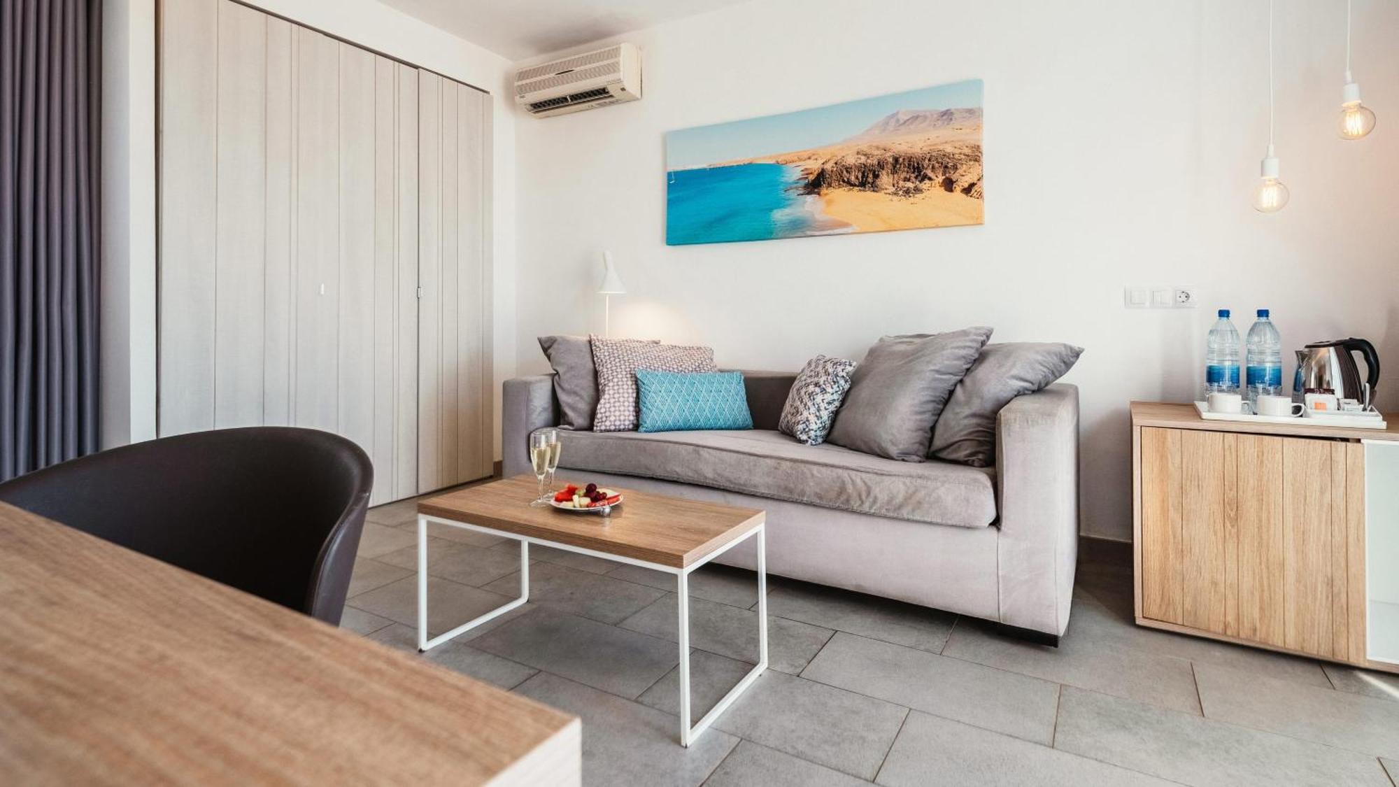 One-Bedroom Suite,1758386047:JPEG