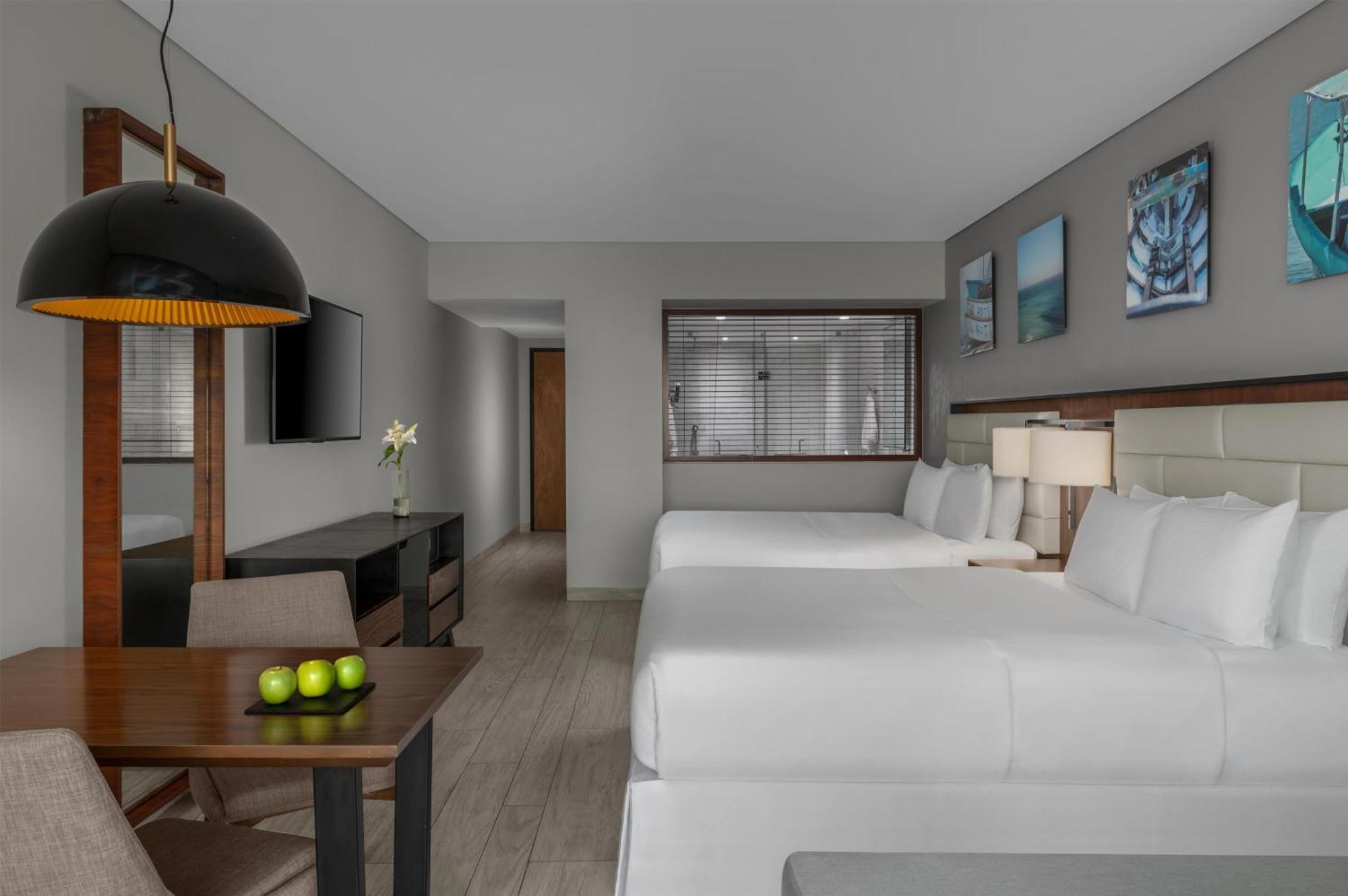 Queen Room with Two Queen Beds and Standard Oceanfront View