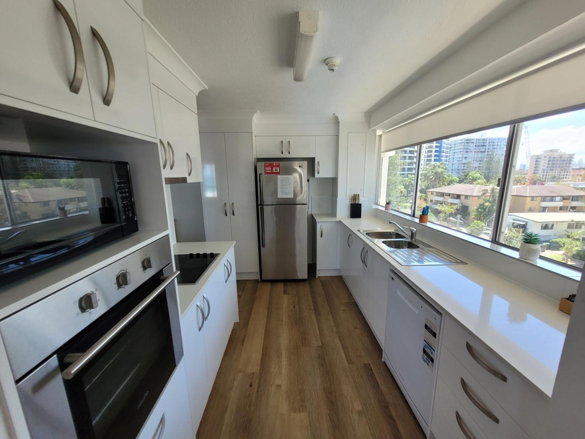 Two-Bedroom Apartment Ocean View Unit 19