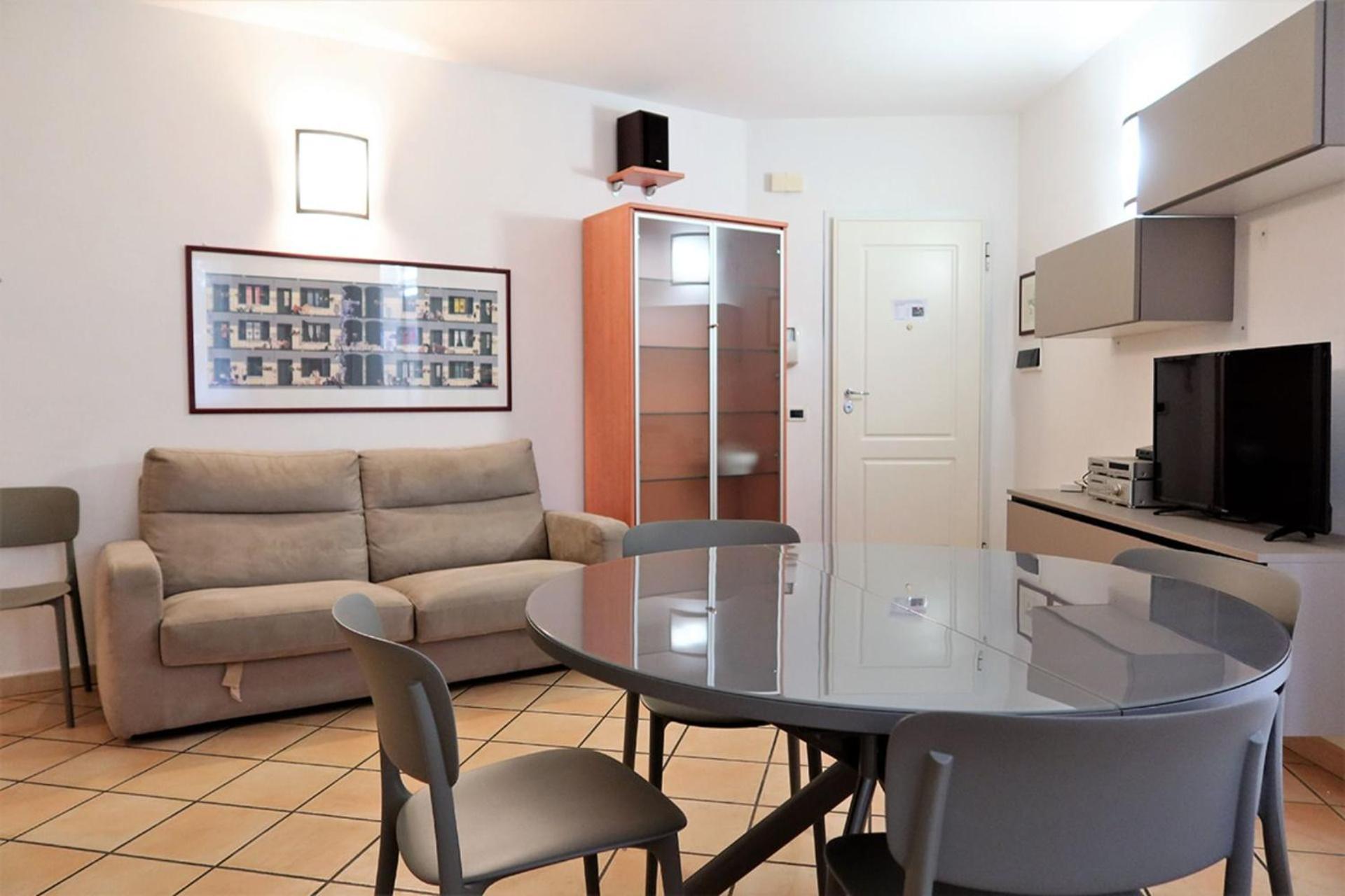 Appartamento con 2 Camere da Letto
