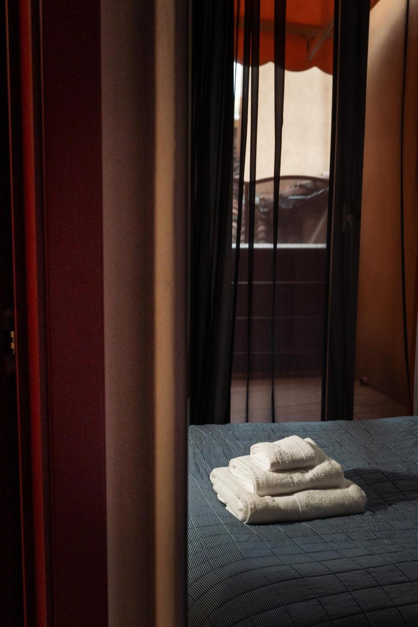 Triple Room,1758934034:JPEG