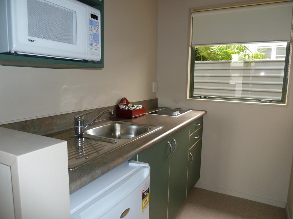 Studio with Spa Bath