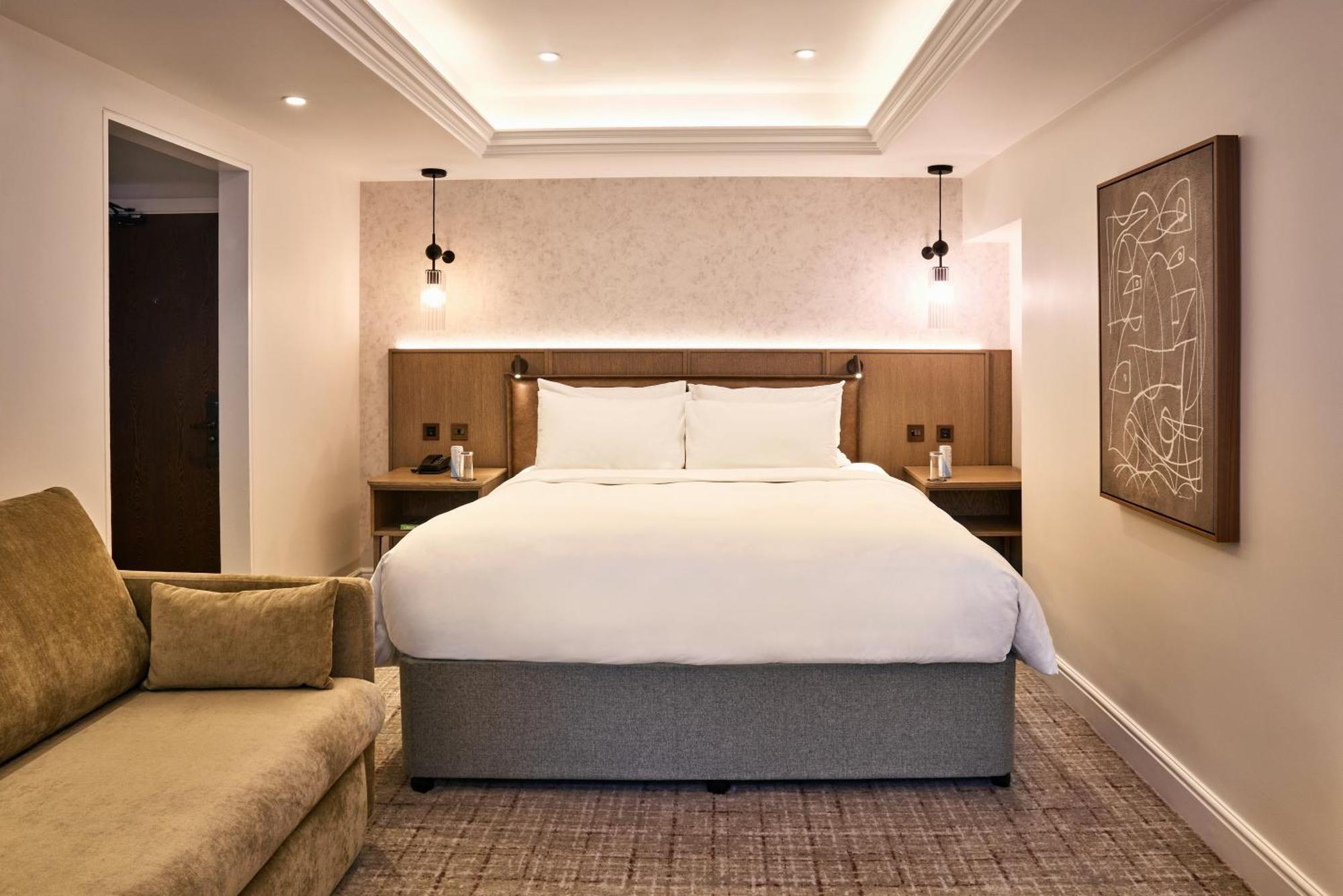 Premium Family Room