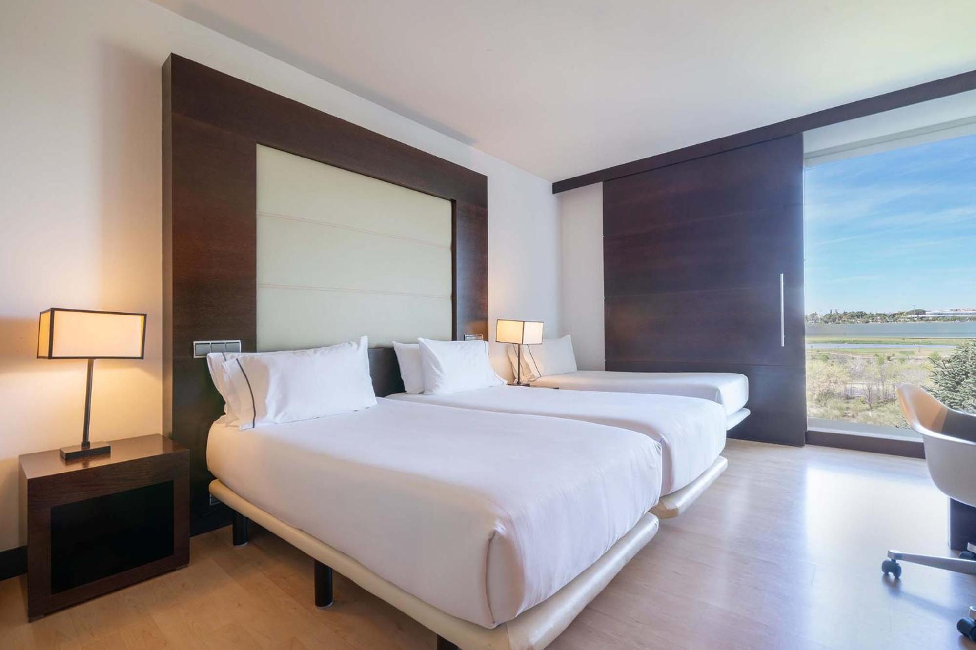Triple Room,1765151302:JPEG
