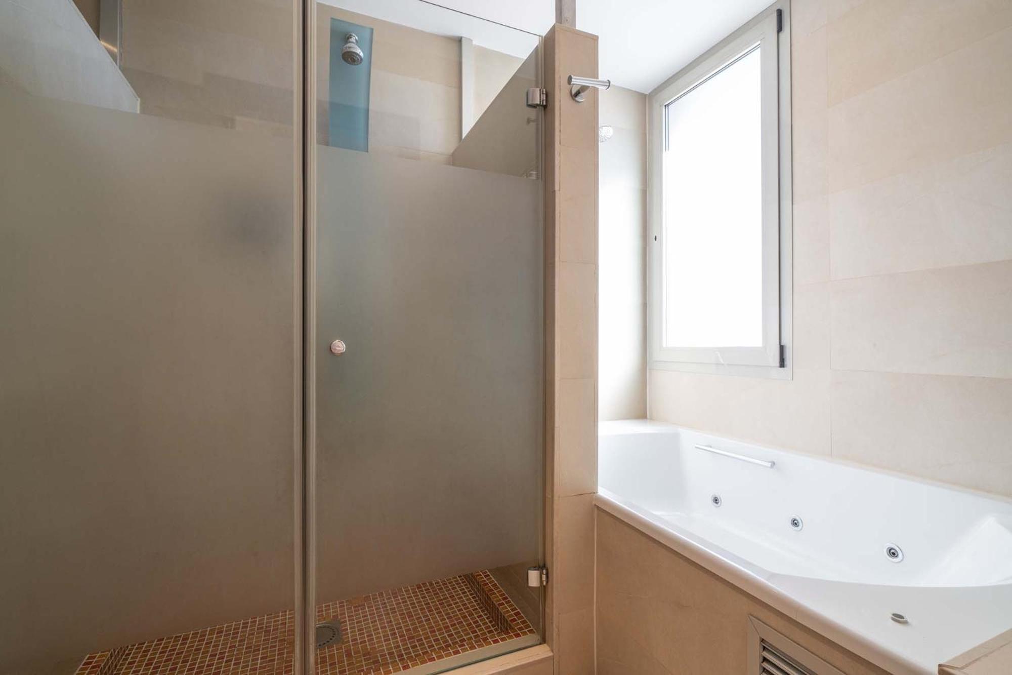 Junior Suite,1765151300:JPEG