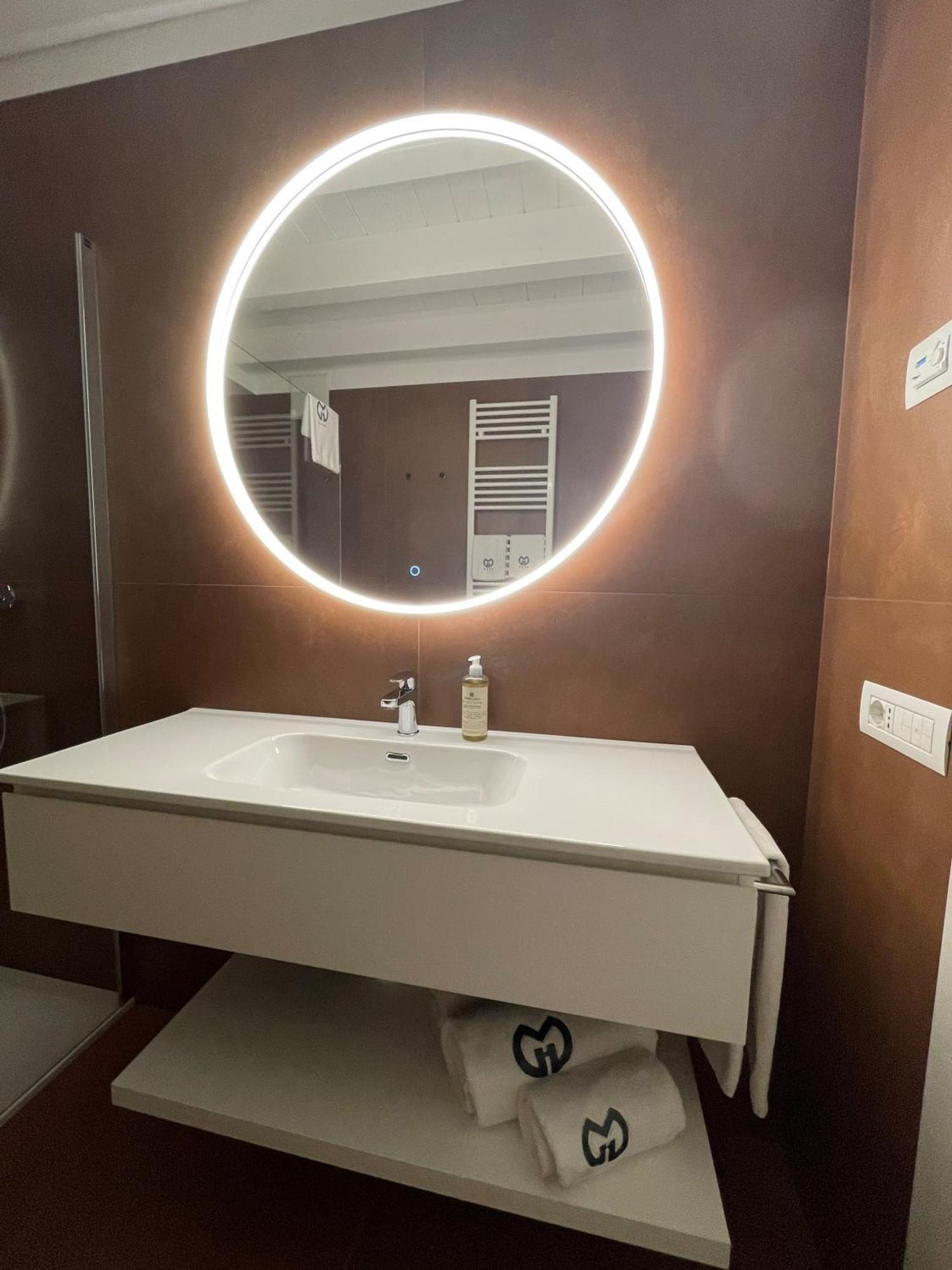 One-Bedroom Deluxe Apartment Separate Building