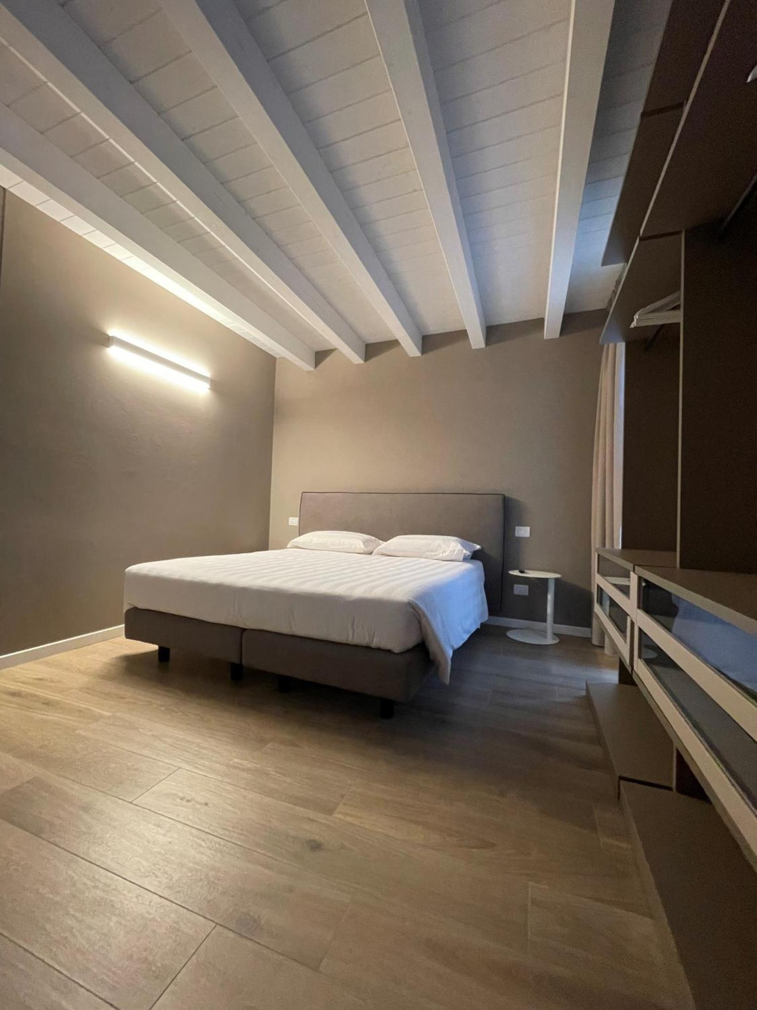 One-Bedroom Deluxe Apartment Separate Building