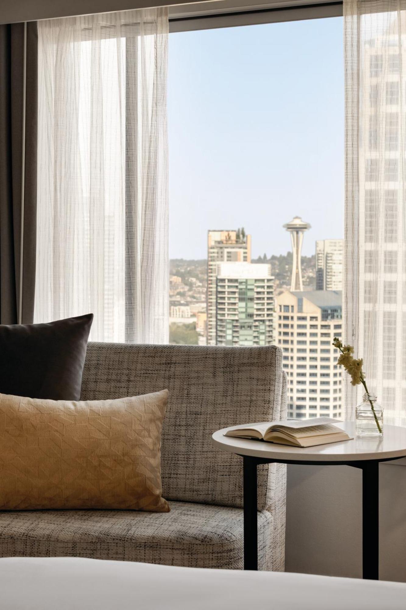 Premium Room High Floor or City View