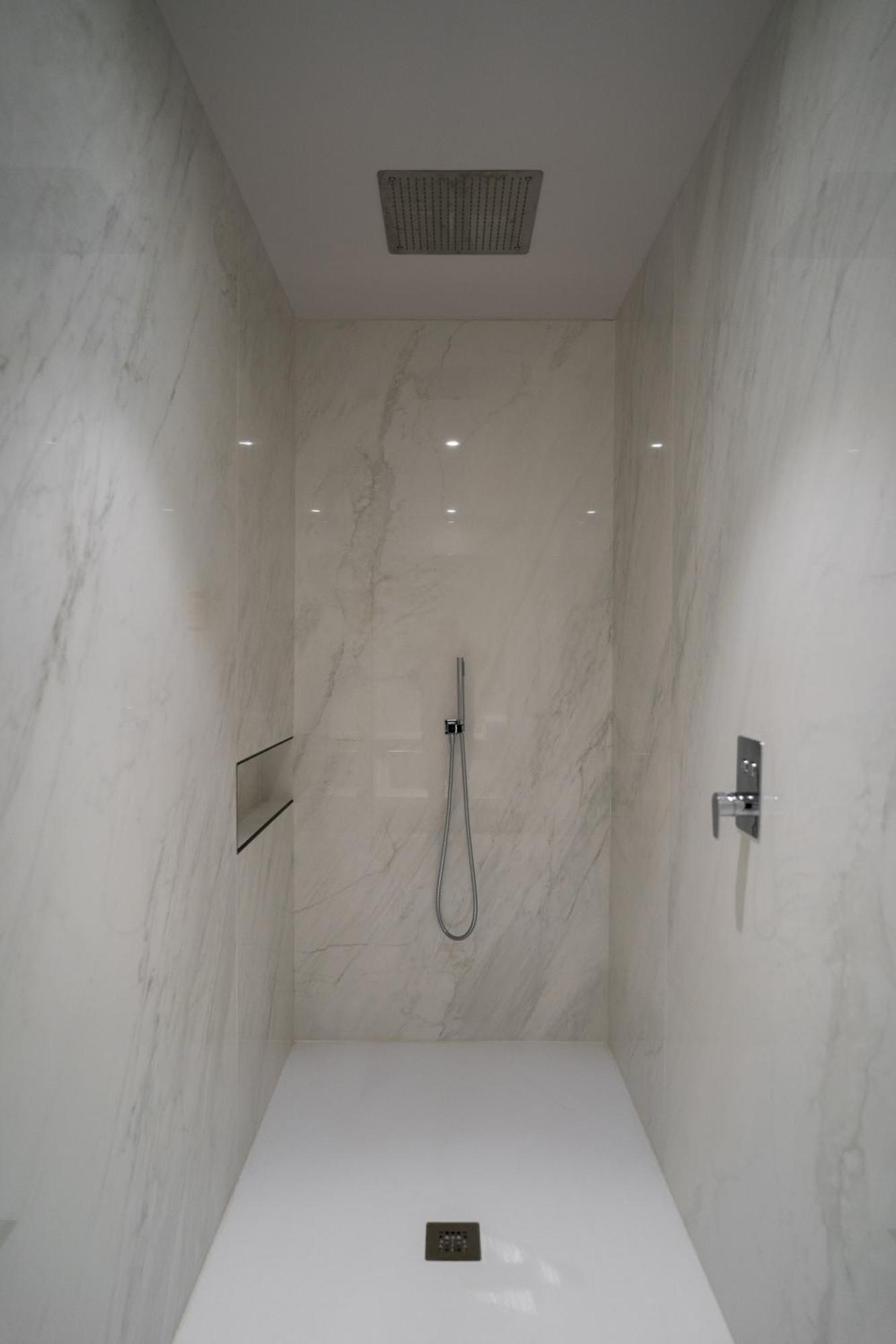 Premium Suite,1765827432:JPEG