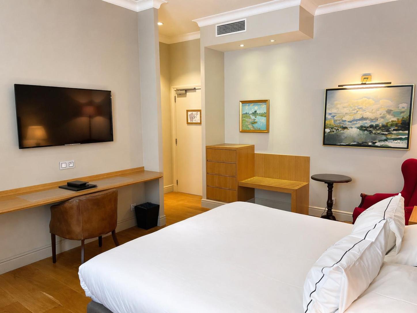 Junior Suite with Garden View