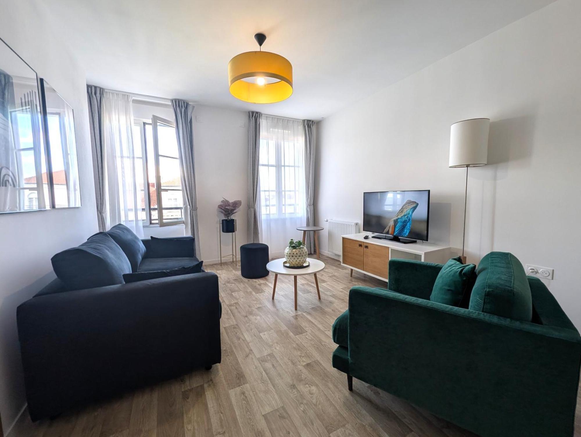 One-Bedroom Apartment
