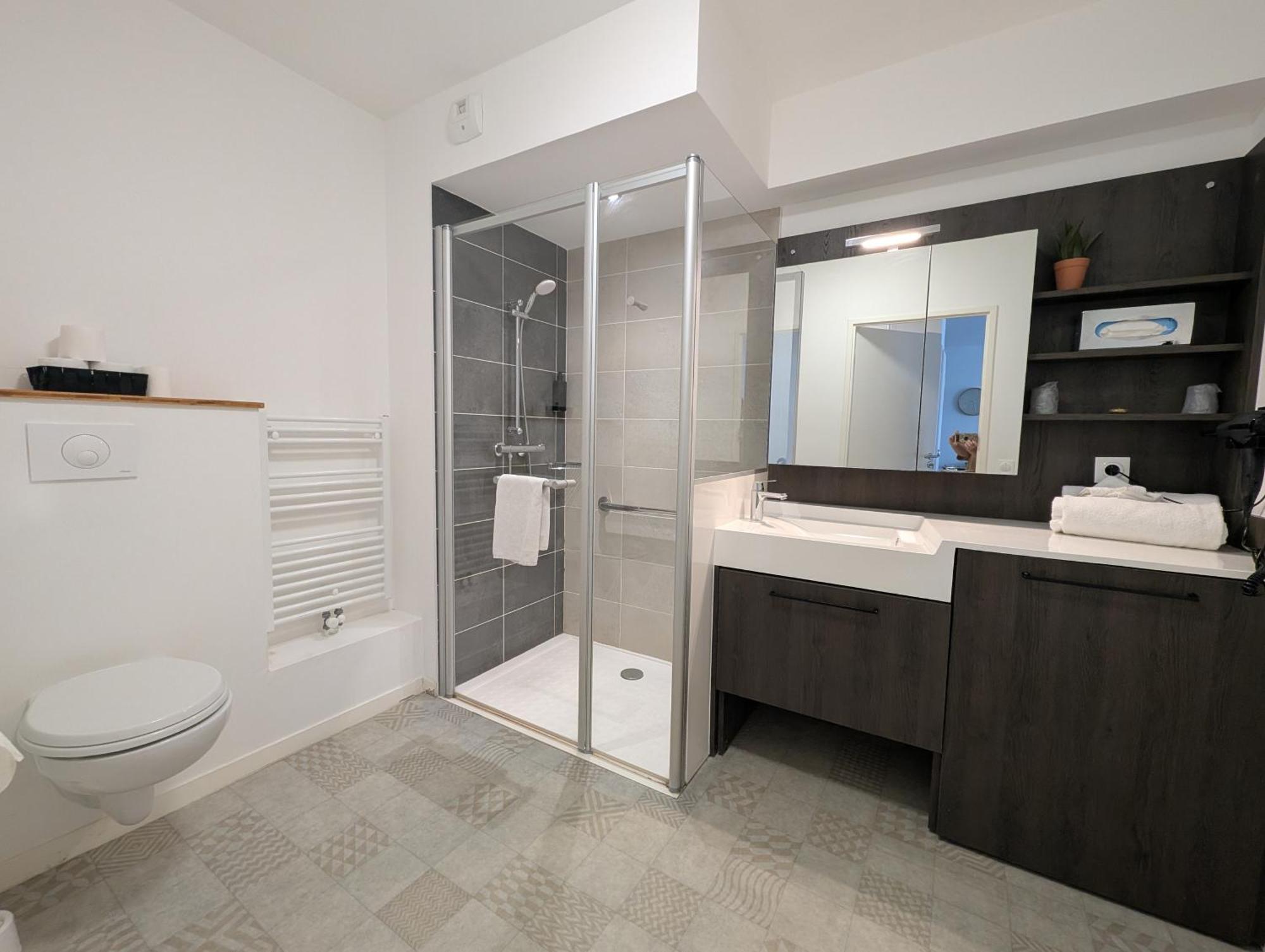 One-Bedroom Family Apartment
