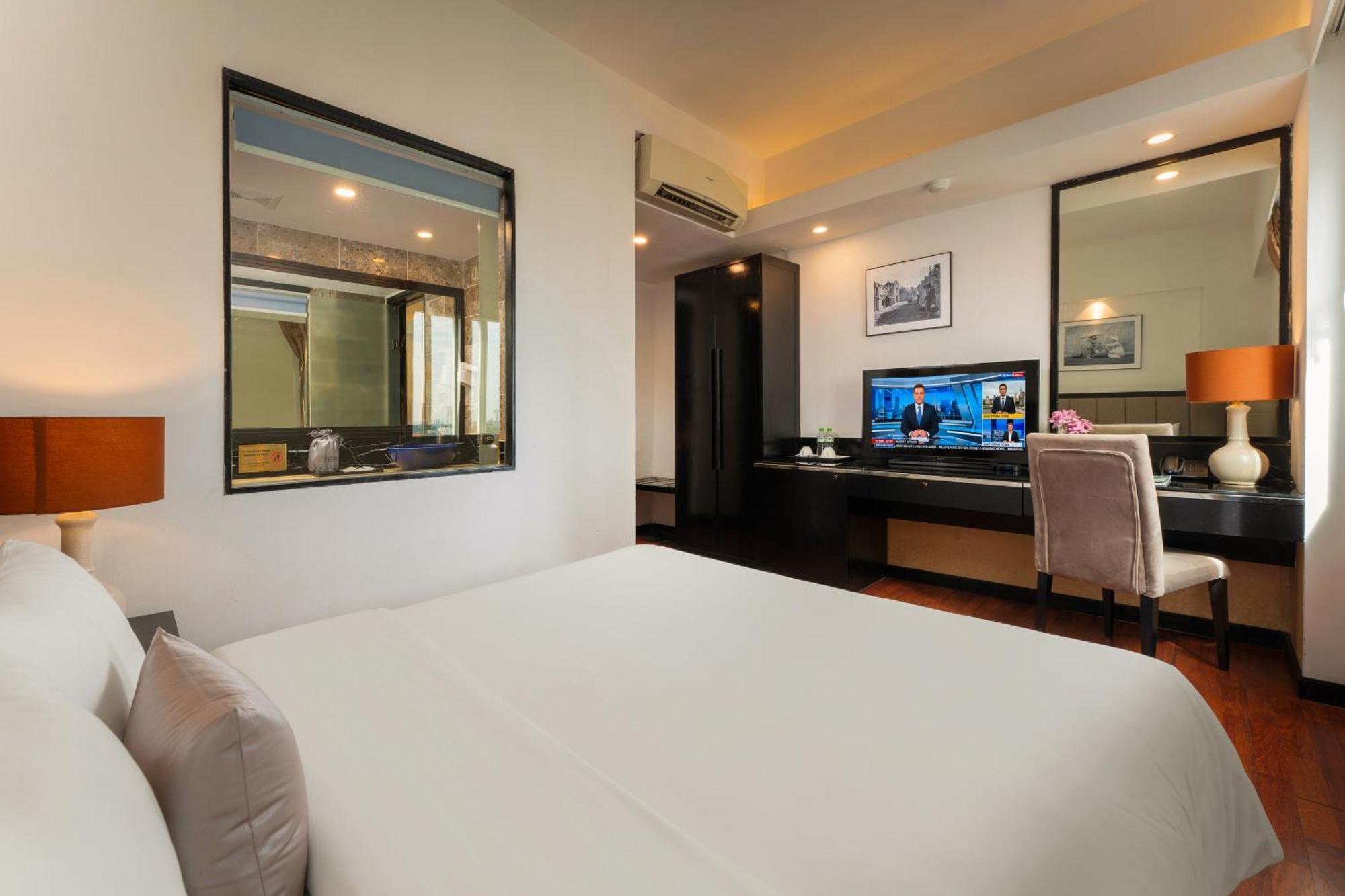 Deluxe Double Room Window