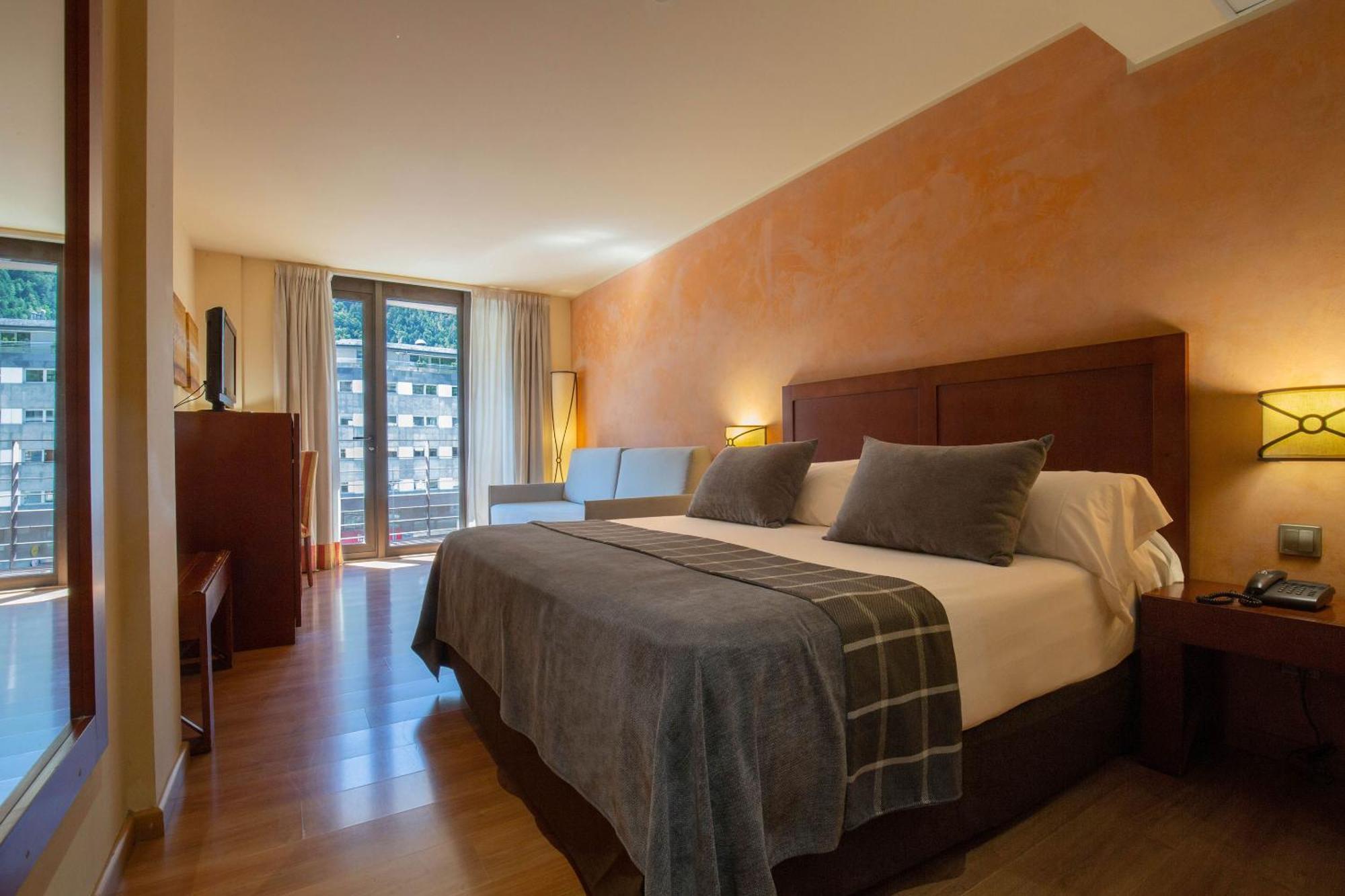 Triple Room City View