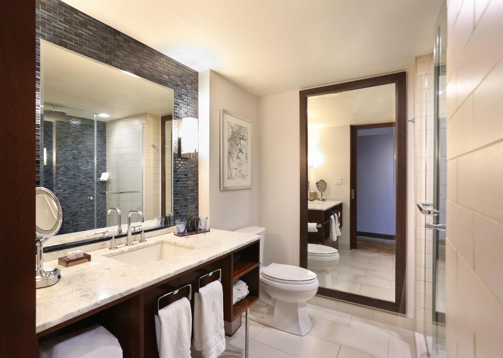 Chambre Double Classique avec 2 Lits Doubles - Étage Inférieur