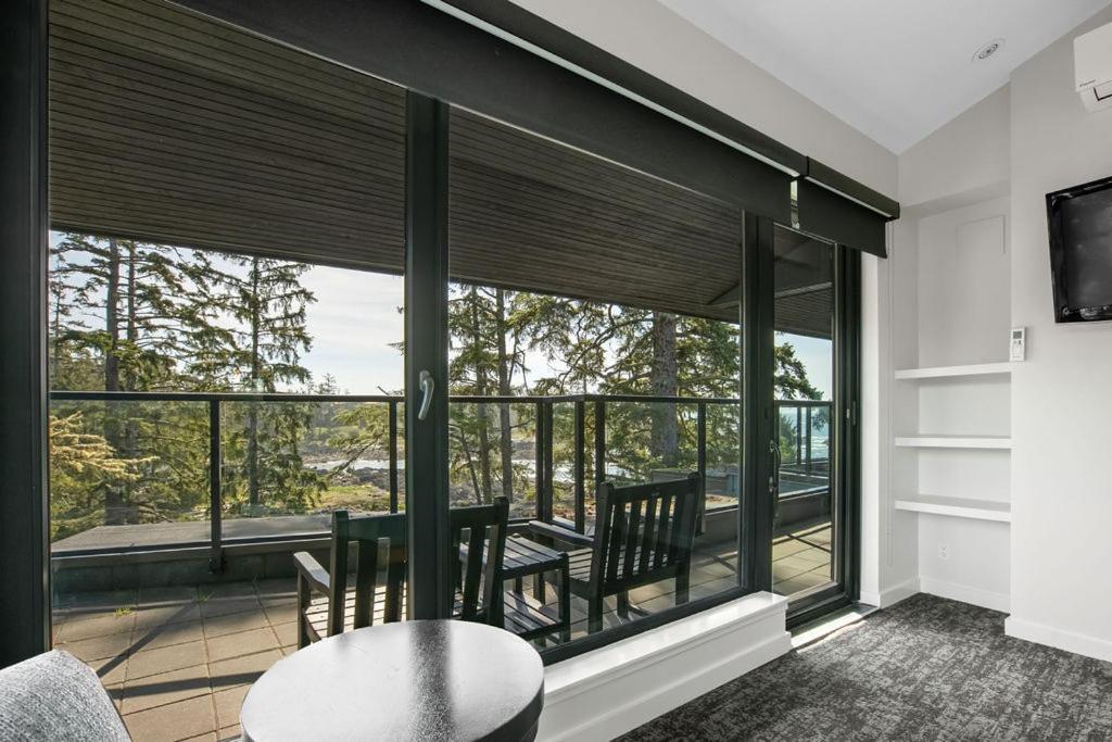 One Bedroom Lodge Rainforest Suite