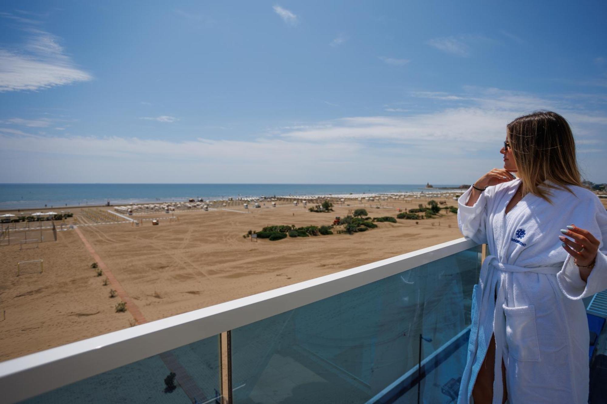 King Room Sea View