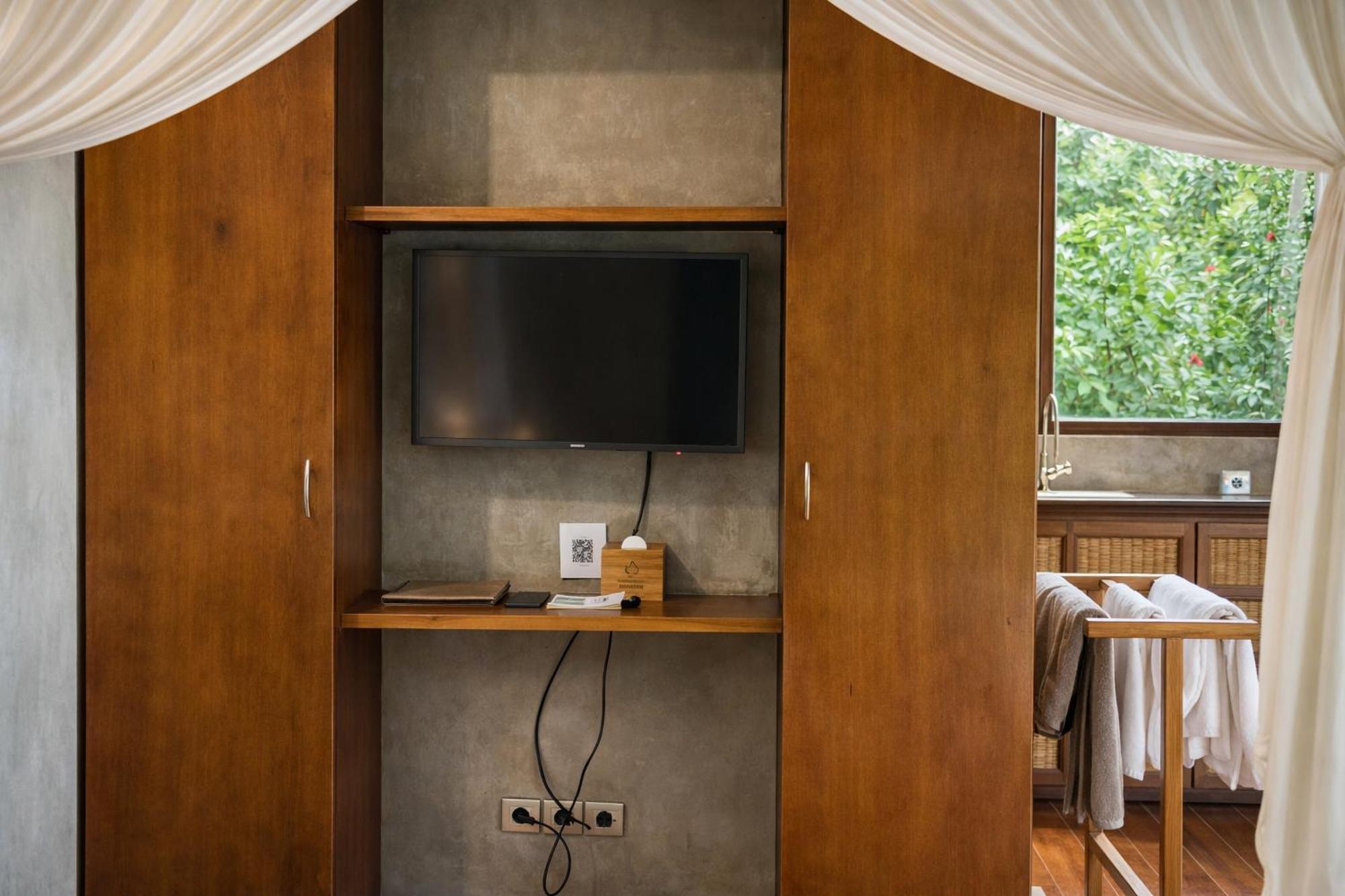 Executive Bungalow