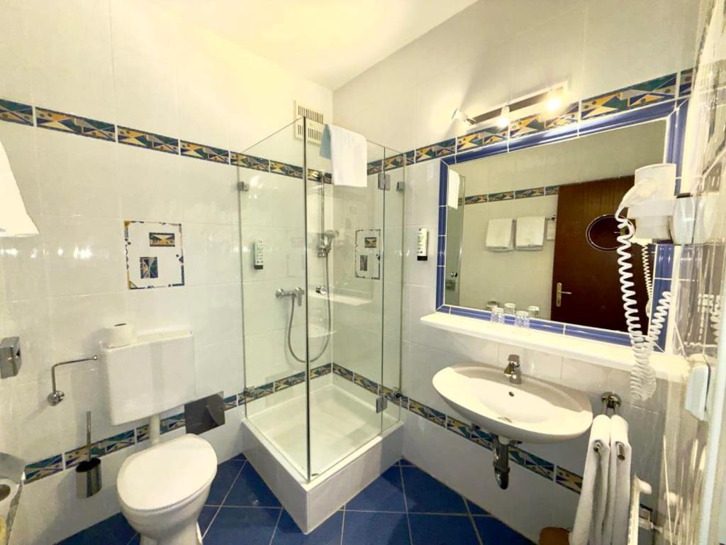 Triple Room,1770438511:JPEG