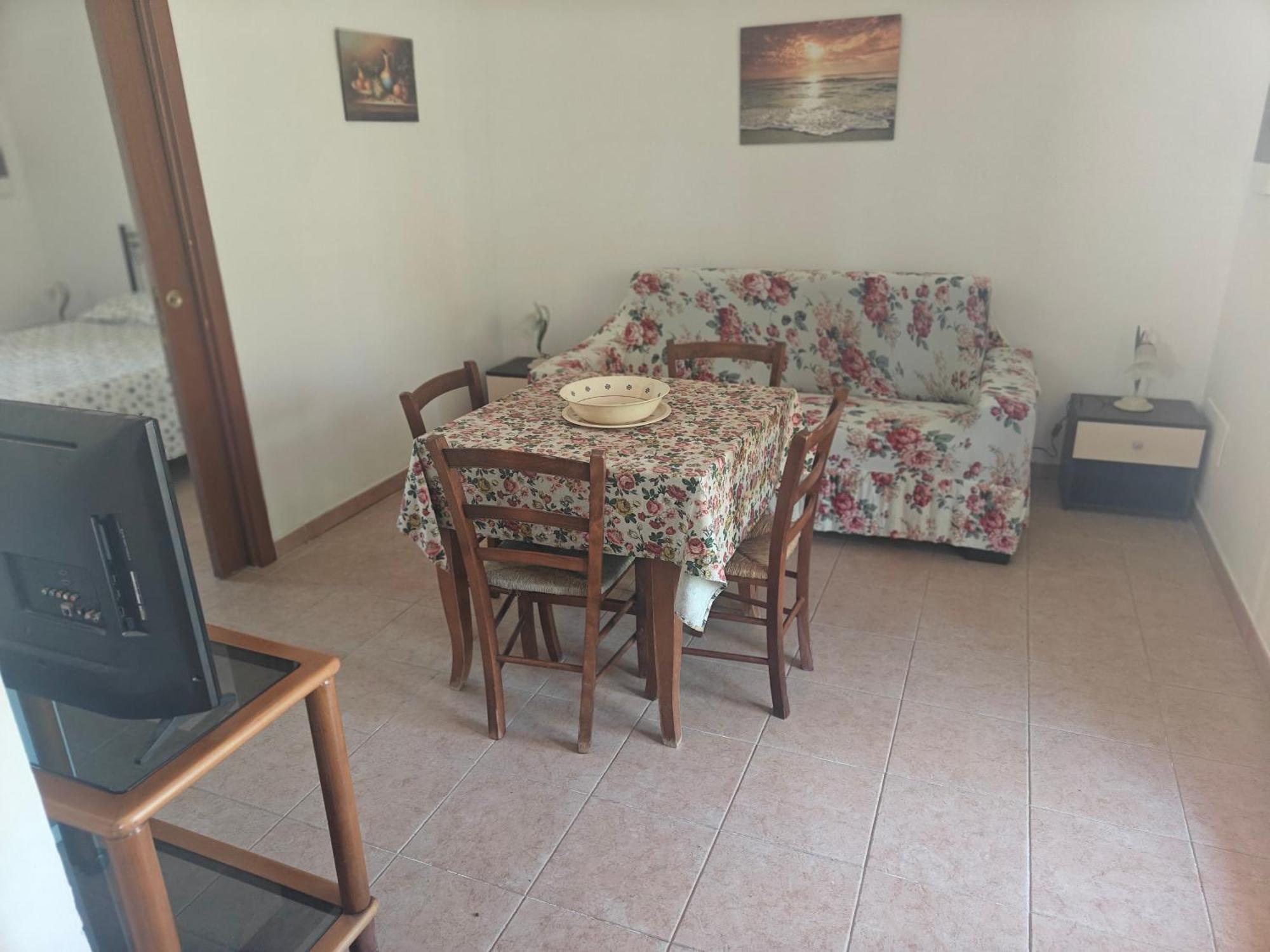 Appartamento con 1 Camera da Letto e Vista Piscina