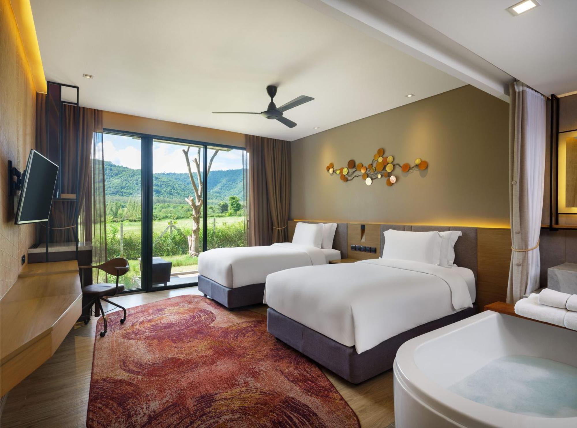 Deluxe Twin Room