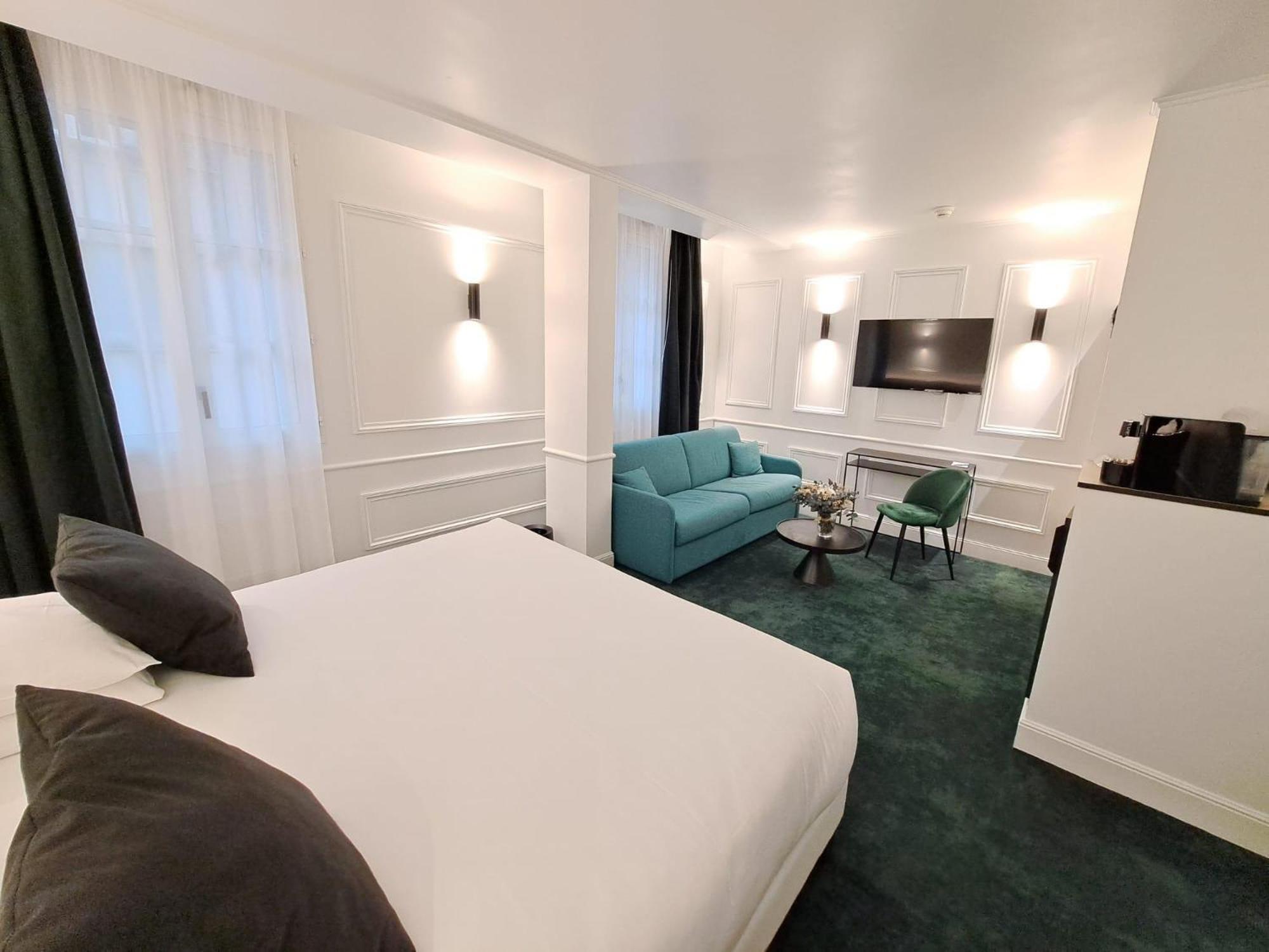 Prestige Room