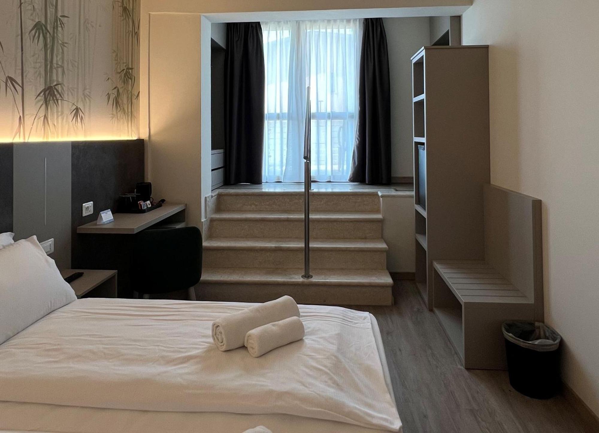 Superior Triple Room,1770945508:JPEG