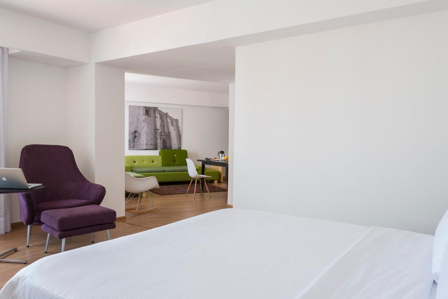 Master Suite King,1594676165:JPEG