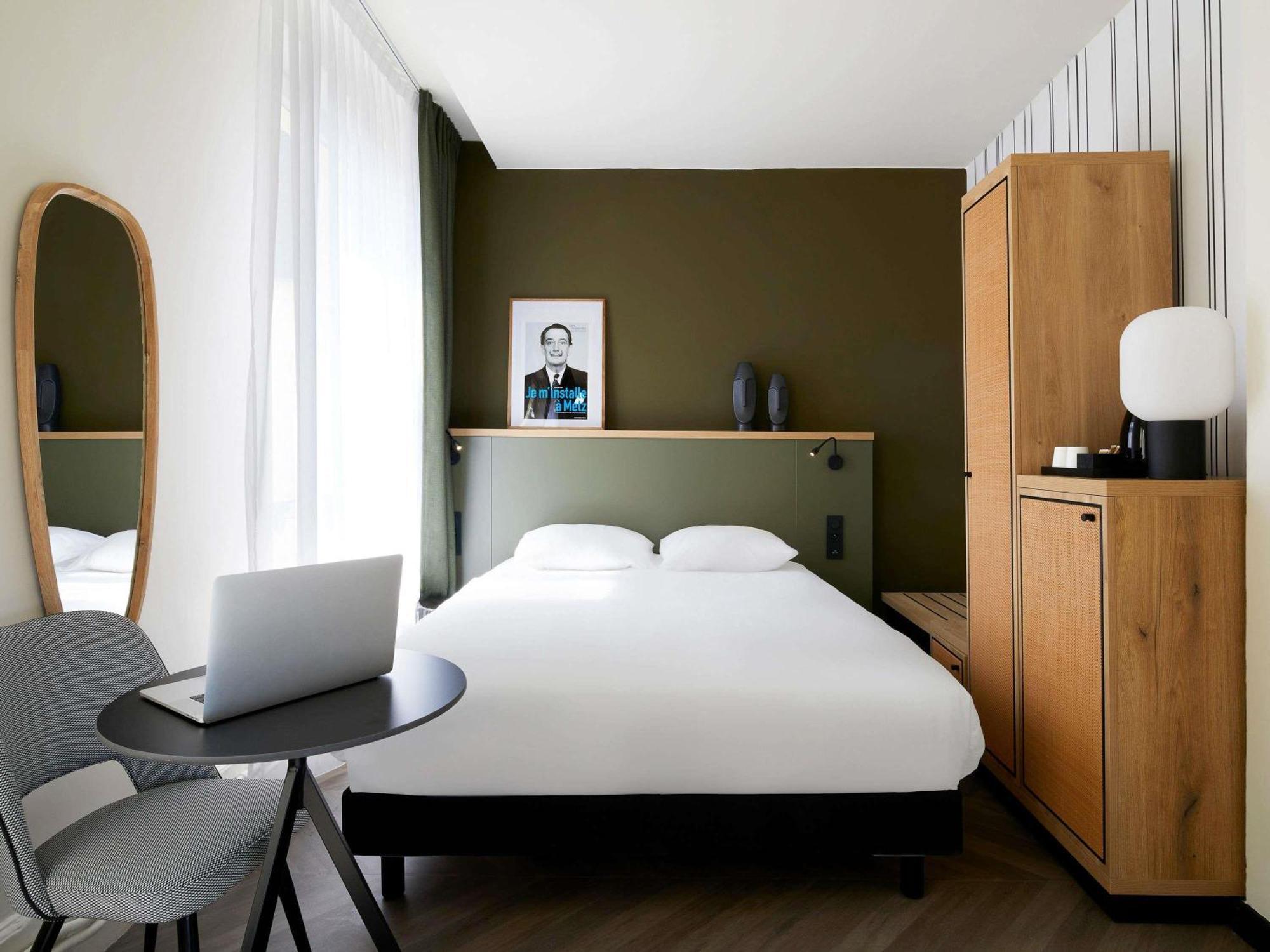 Classic Double Room