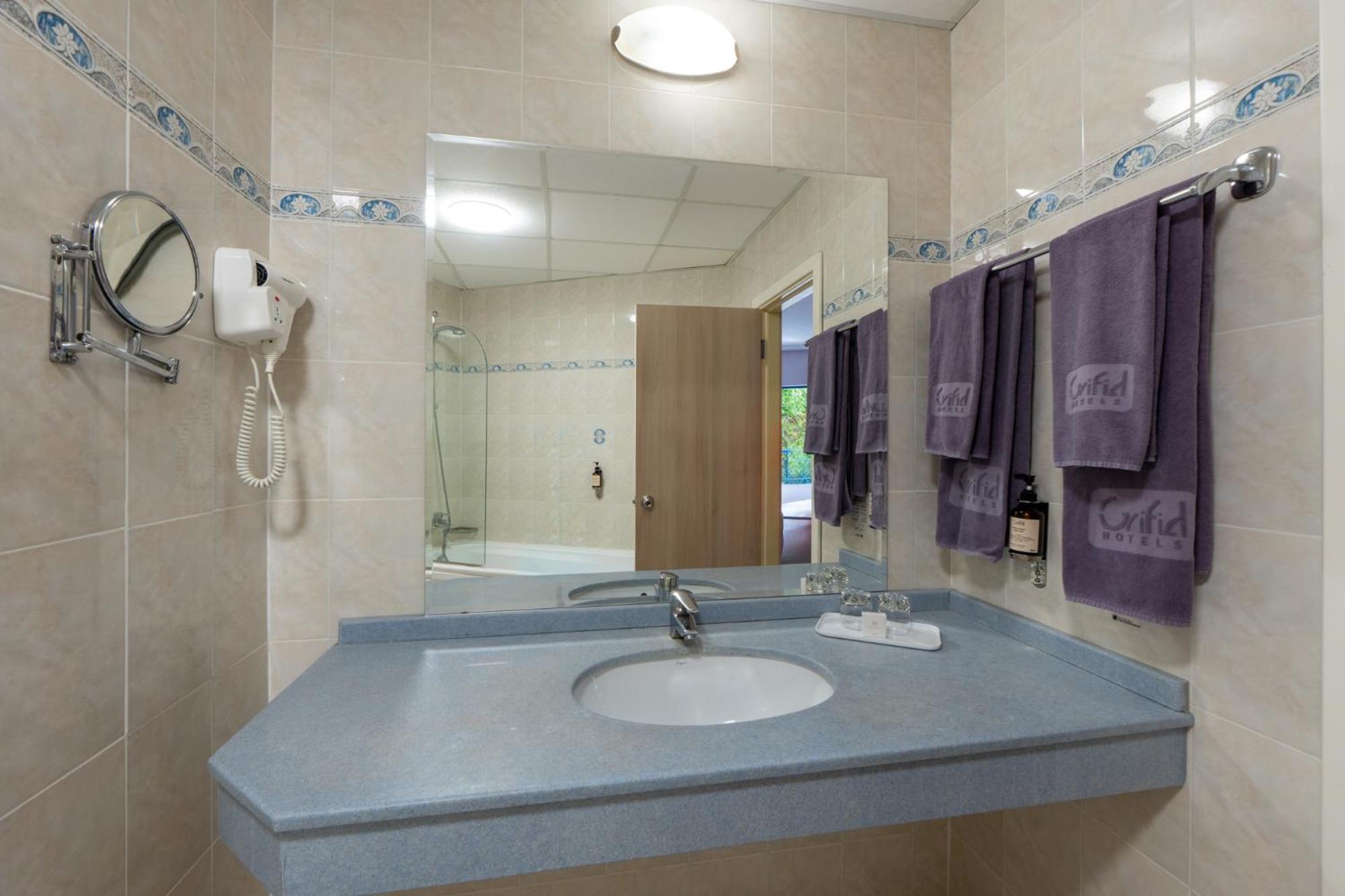 Double Room Sea View – Beach & Aquapark Access