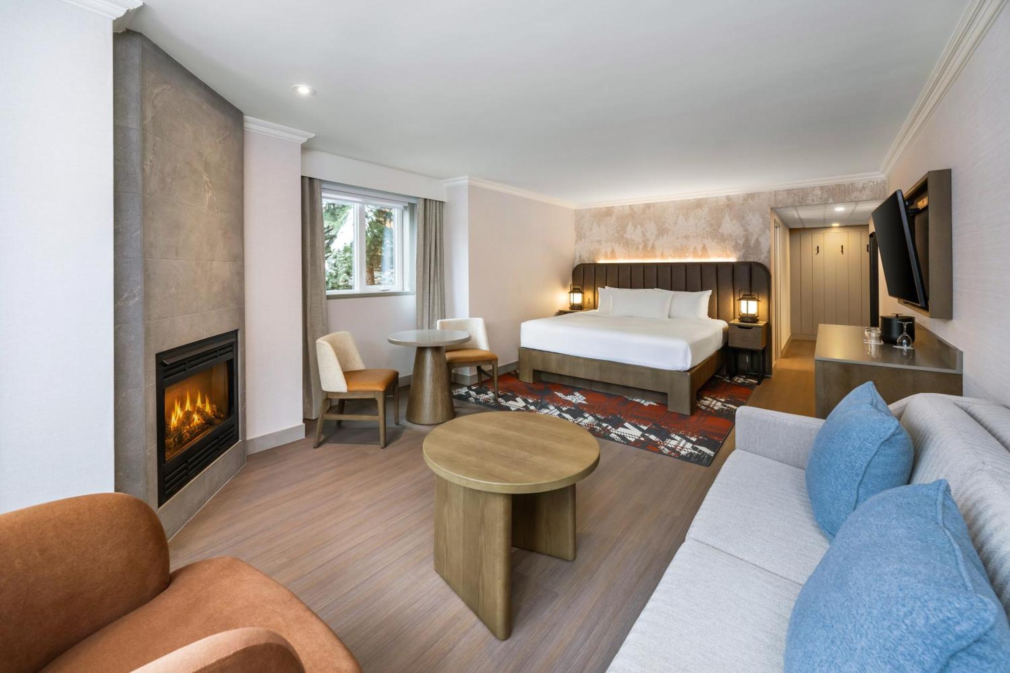 Deluxe Junior Suite,1771524316:JPEG