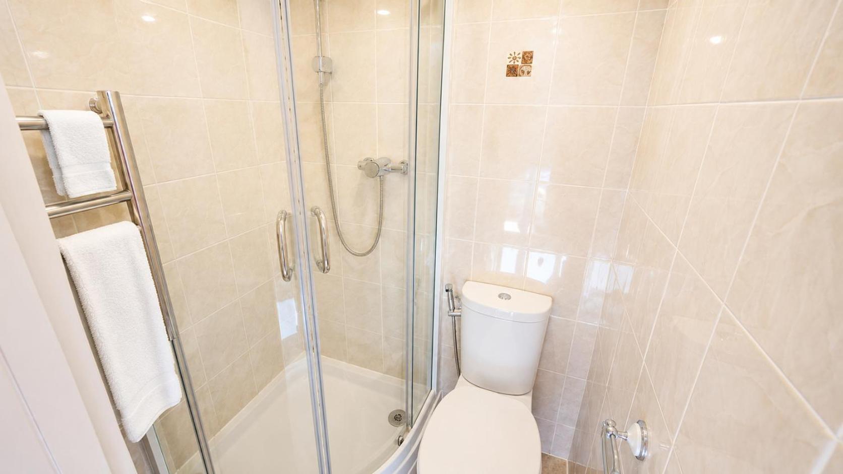 Standard Single Room with Shower