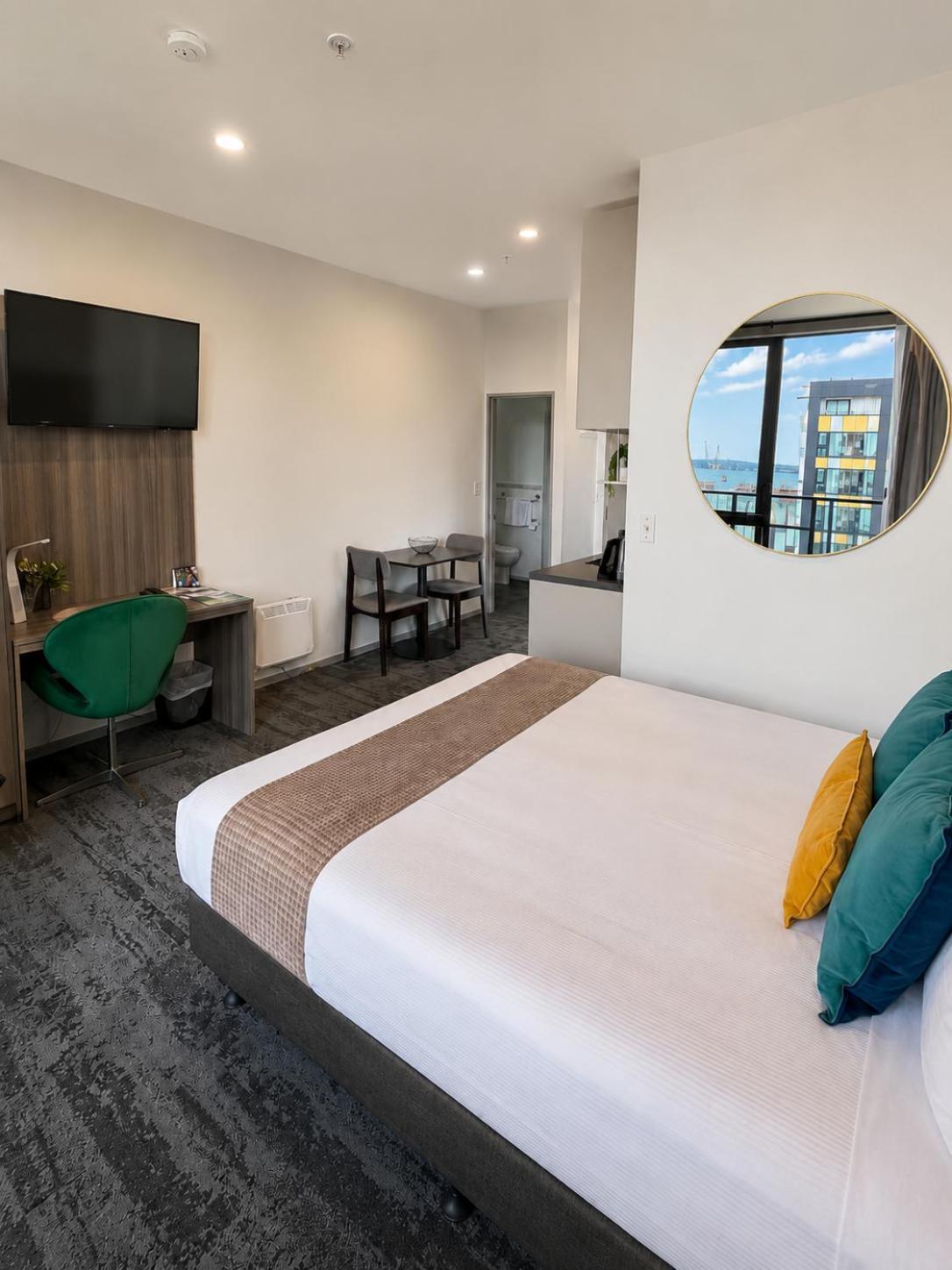 Studio Executive Apartment