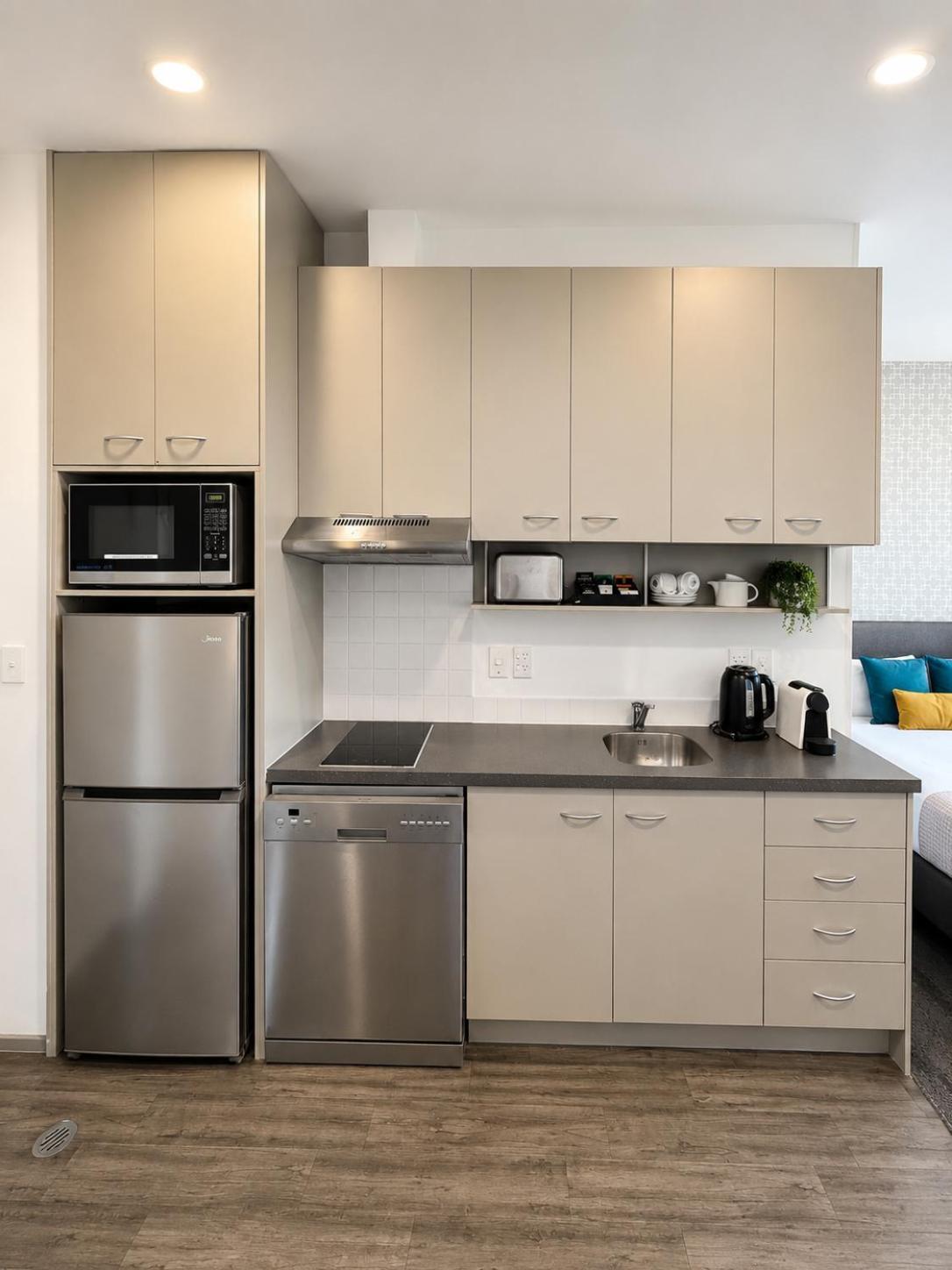 Studio Apartment