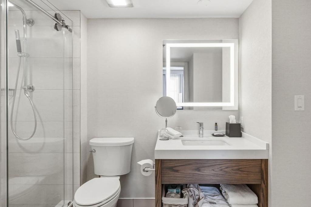 2 Bedroom Suite