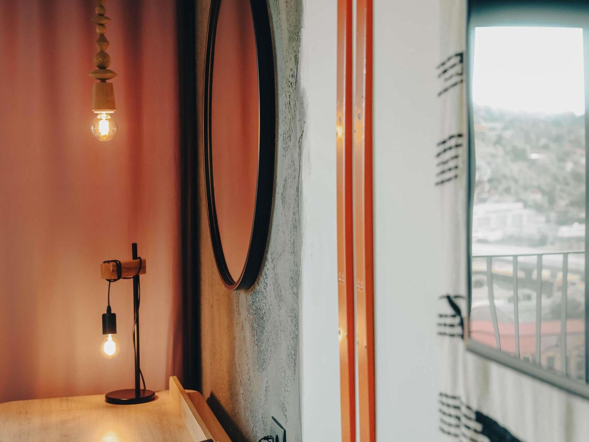 Standard Design Twin Room