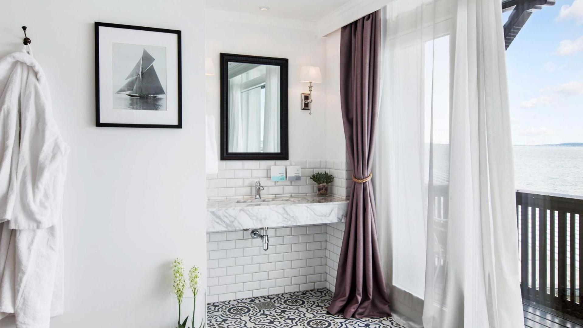 Suite Sea View without Spa Access