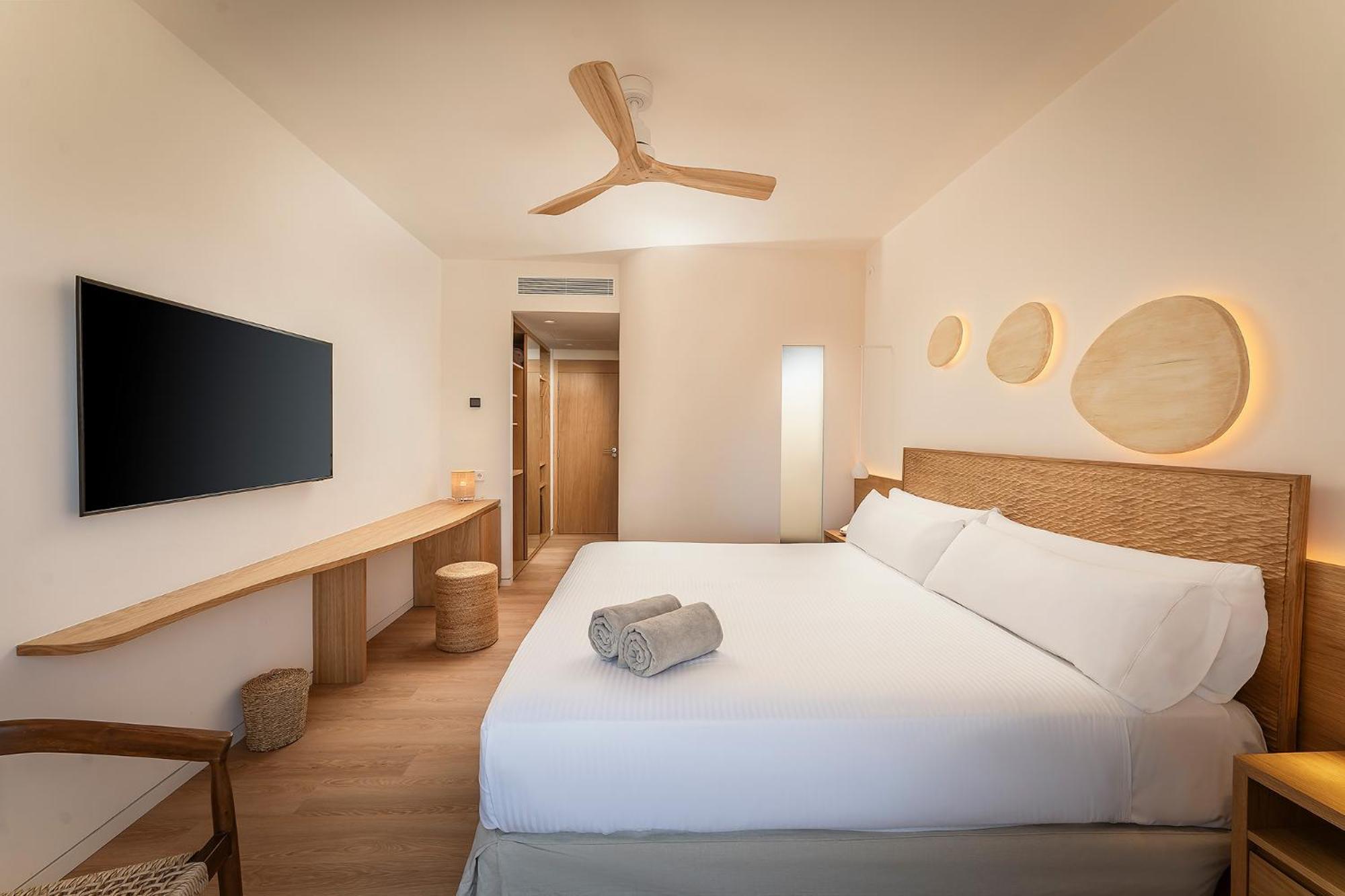 Superior Twin Room,1772059615:JPEG