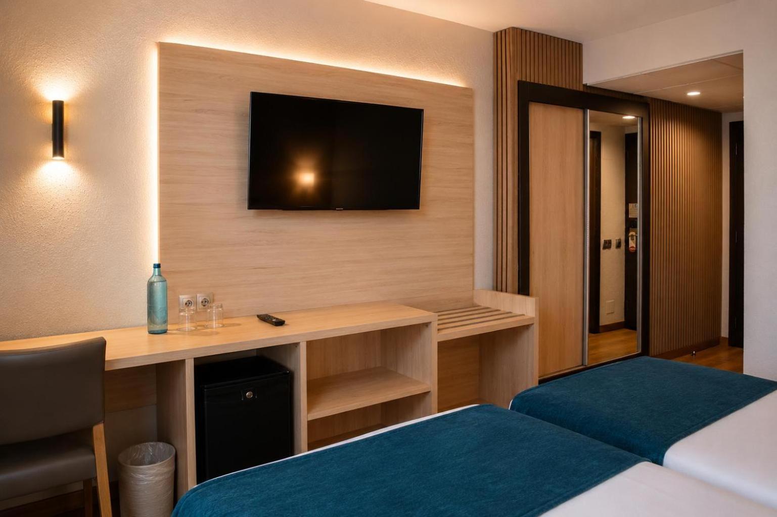 Interior Double Room 1 or