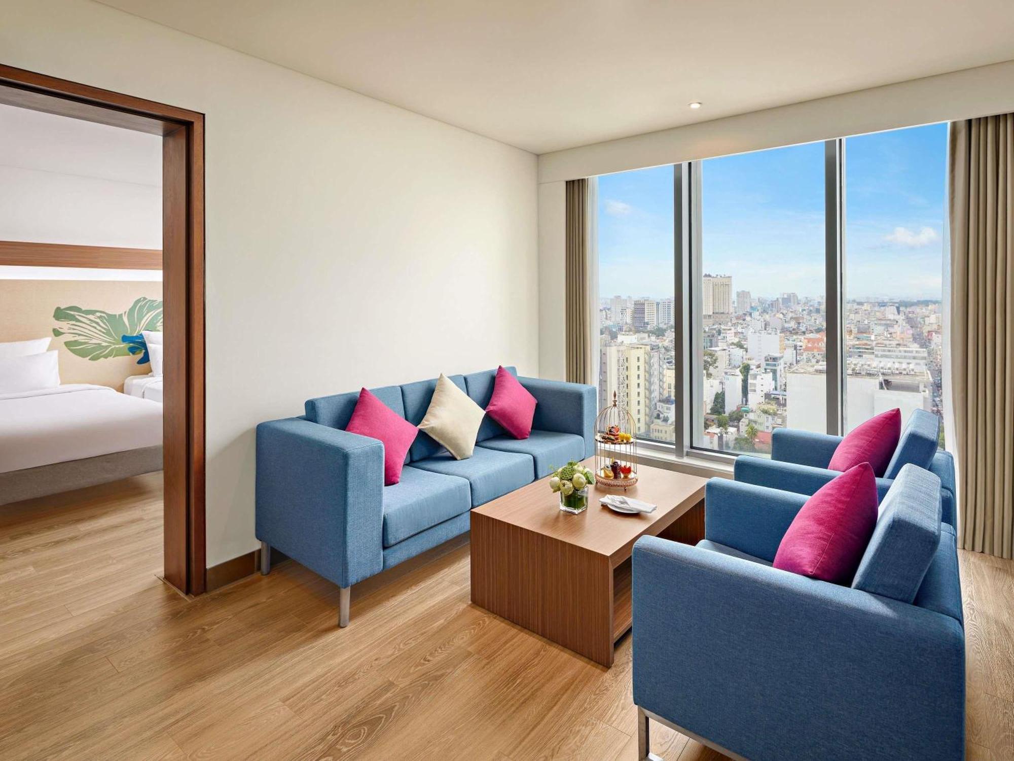 Executive Suite Premier Lounge Access