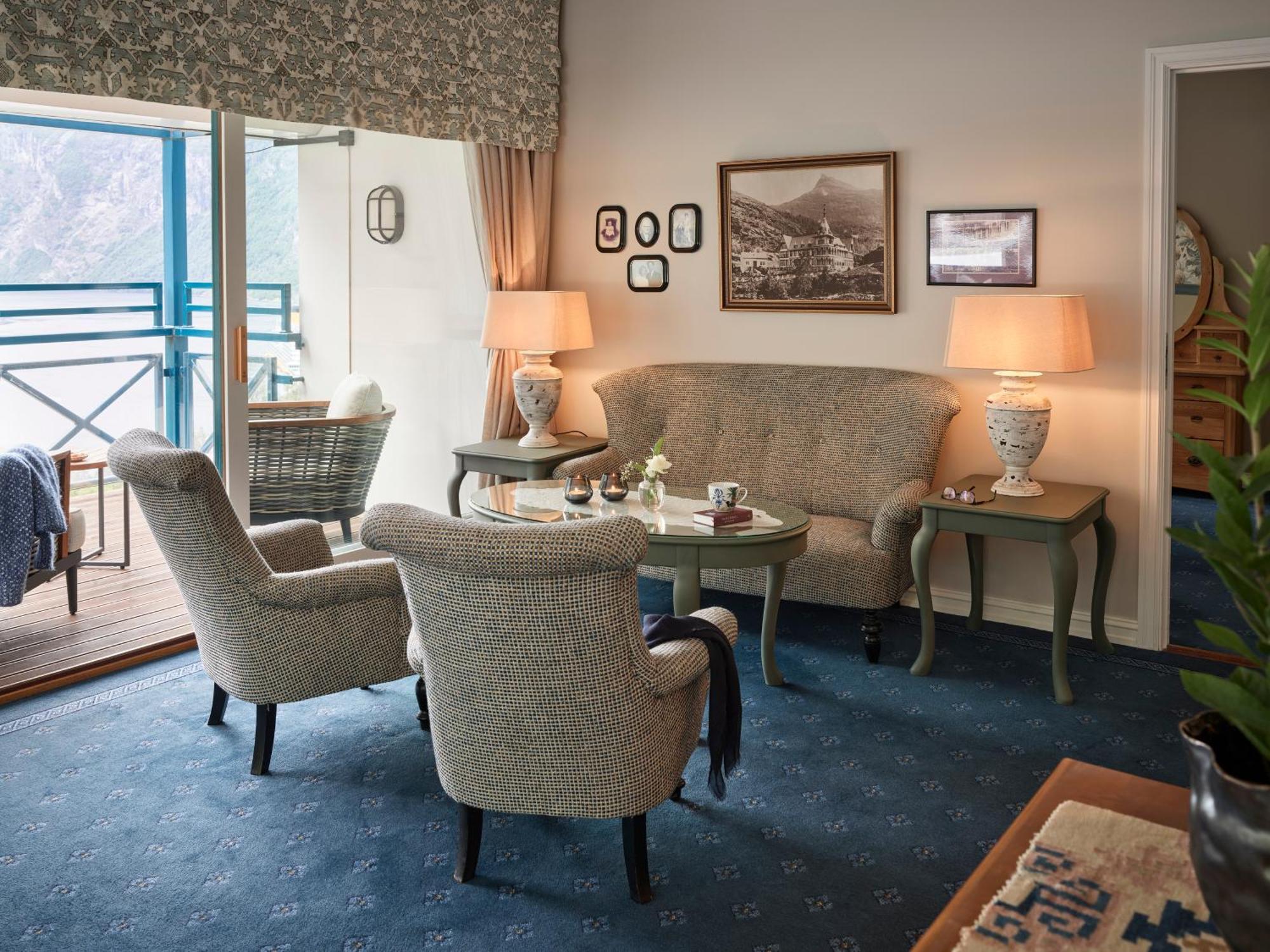 Suite with Sea View
