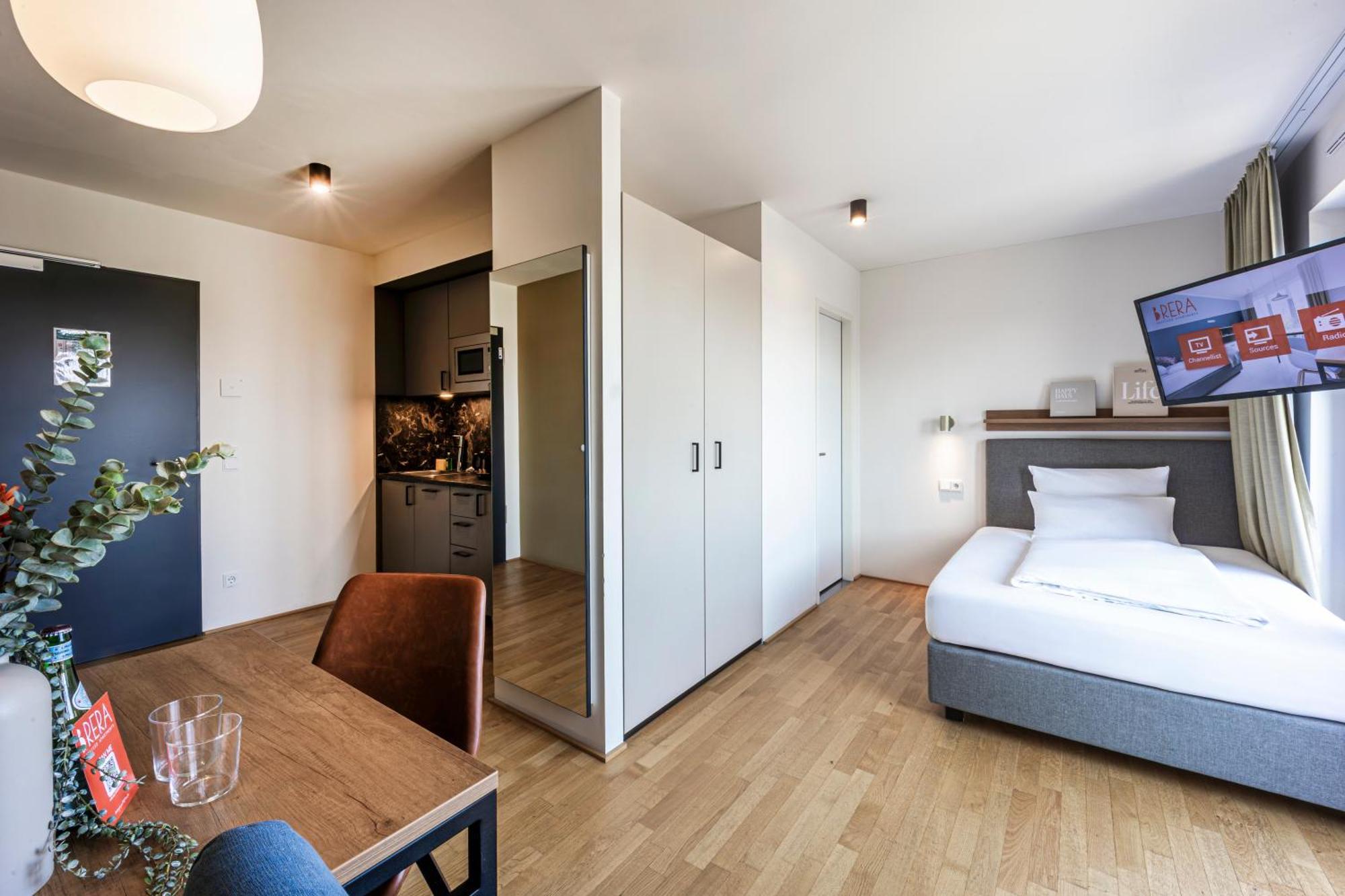 Apartment S mit Queensize-Bett und Terrasse