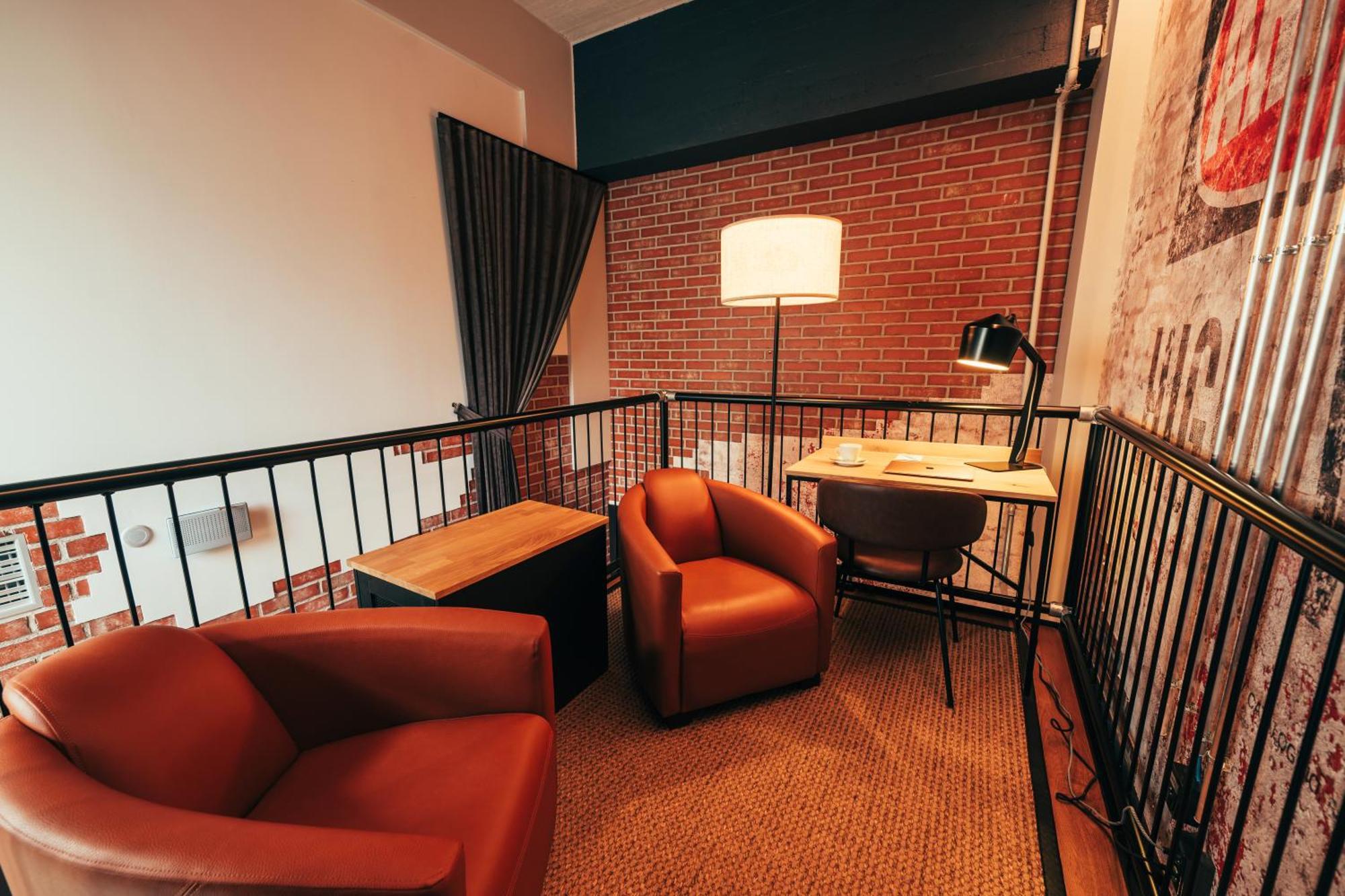 Loft 1 King bed