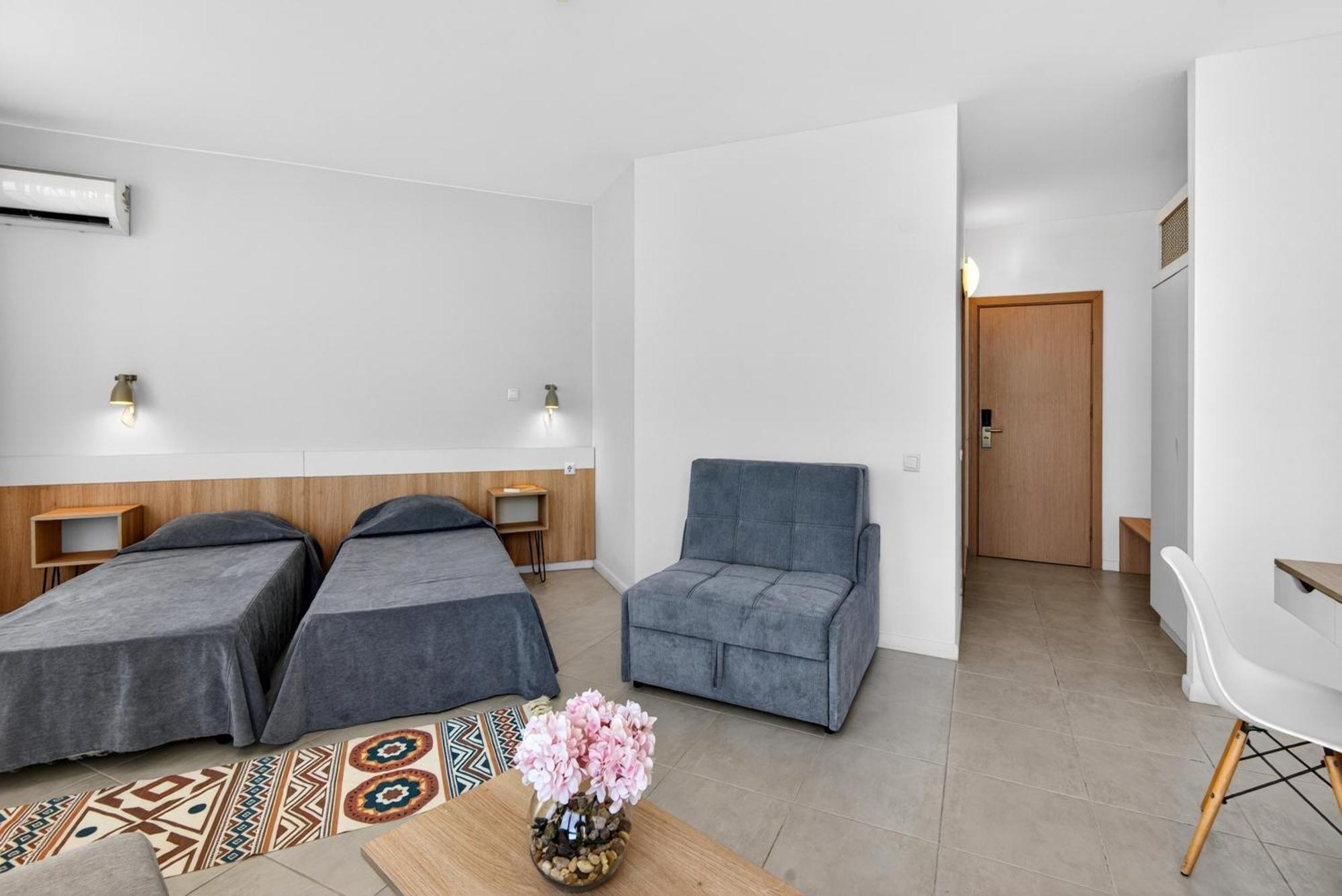Standard Single Room